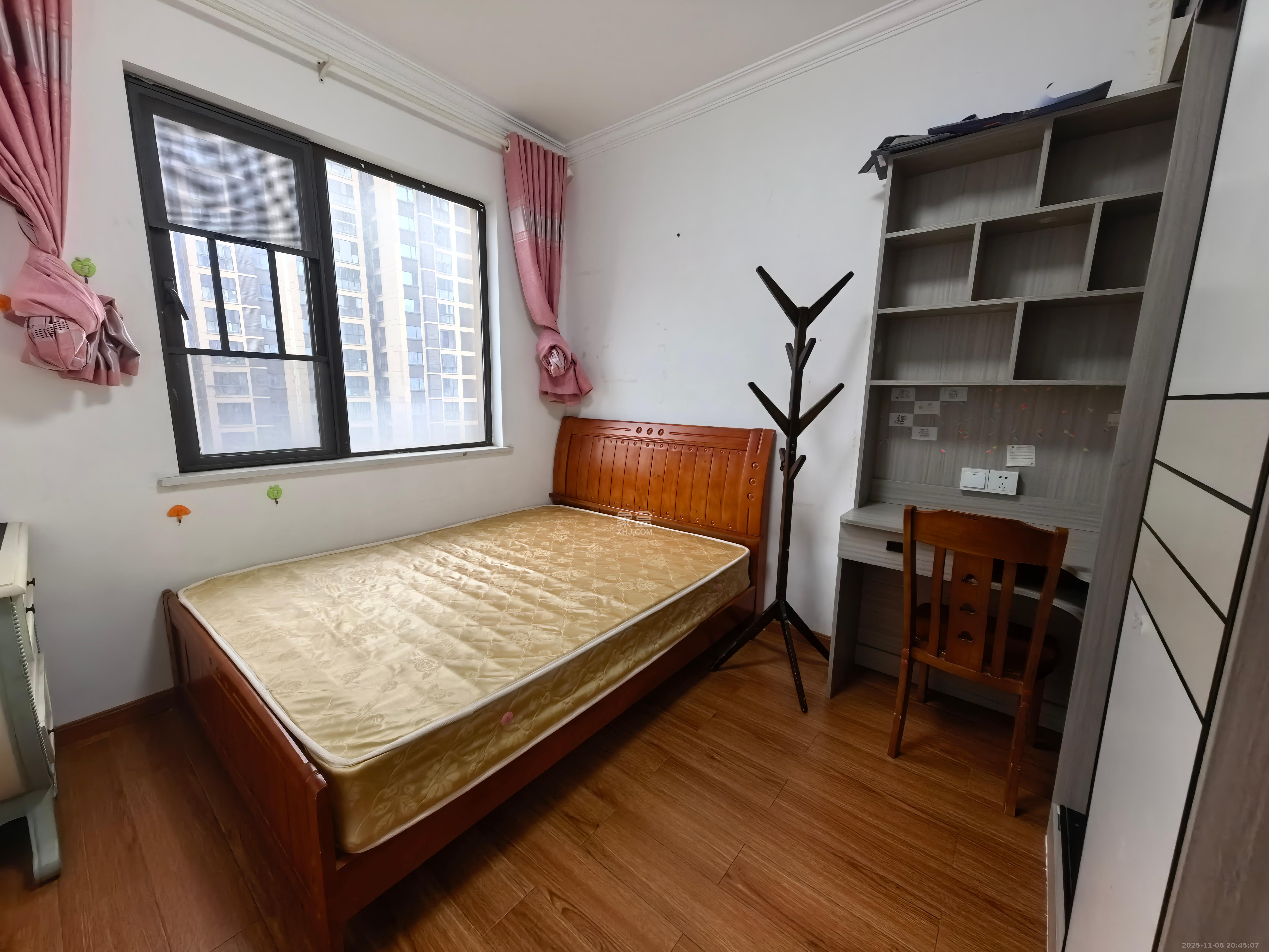 梅溪鑫苑名家 3室2厅2卫 2300.0元/月 梅溪鑫苑名家 3室2厅2卫 2300.0元/月室内图