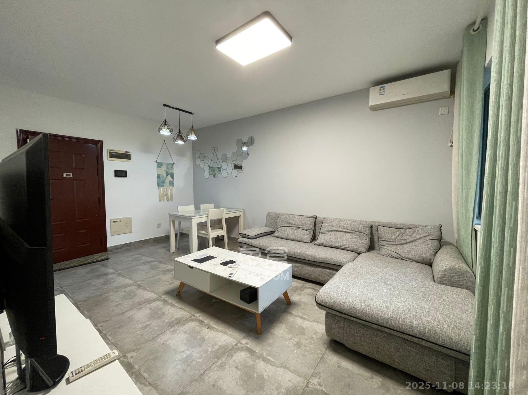 荣盛花语书苑  2室2厅1卫    2500.0元/月室内图