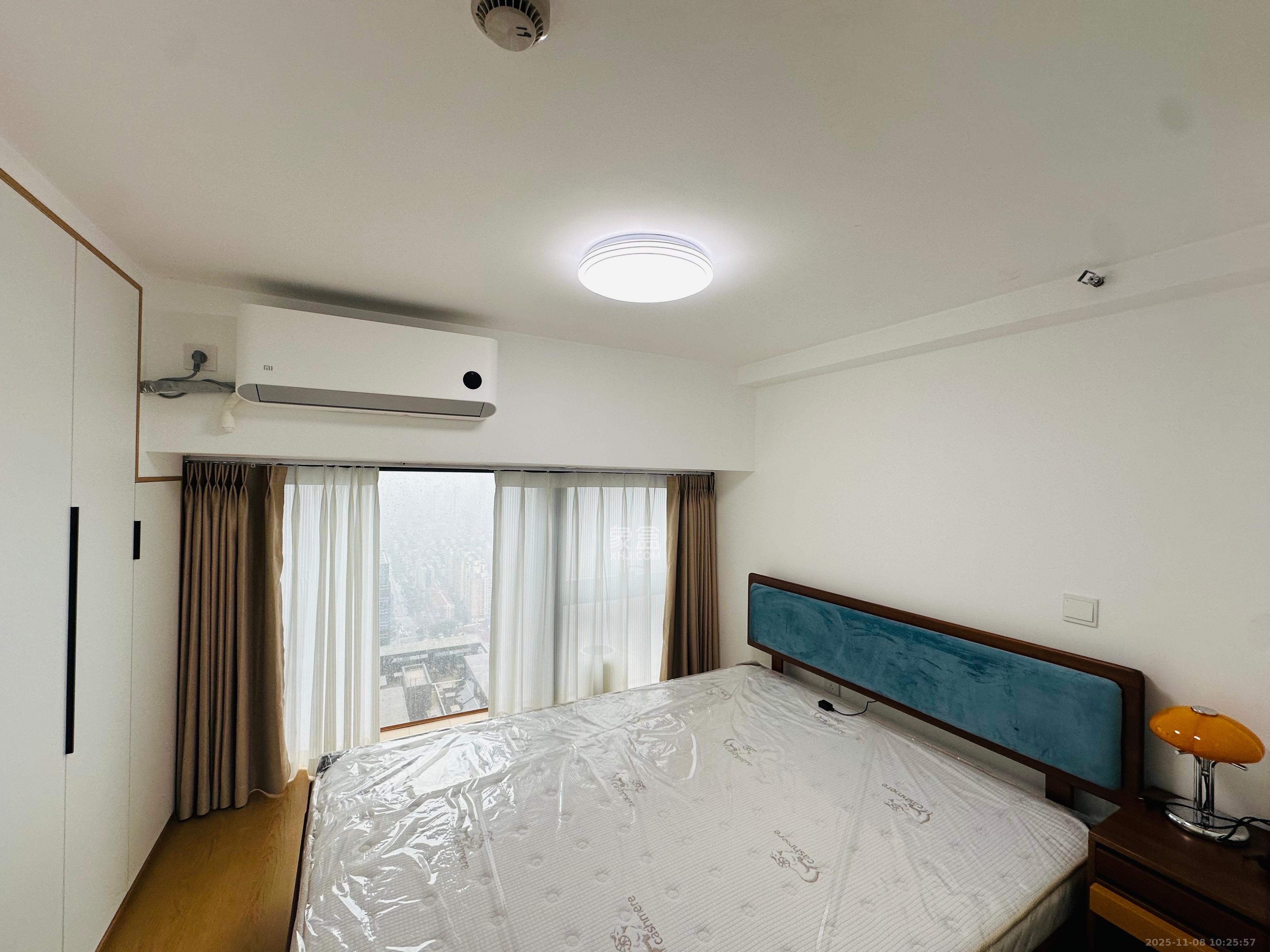 卓越中寰 2室1厅1卫 2800.0元/月 卓越中寰 2室1厅1卫 2800.0元/月室内图