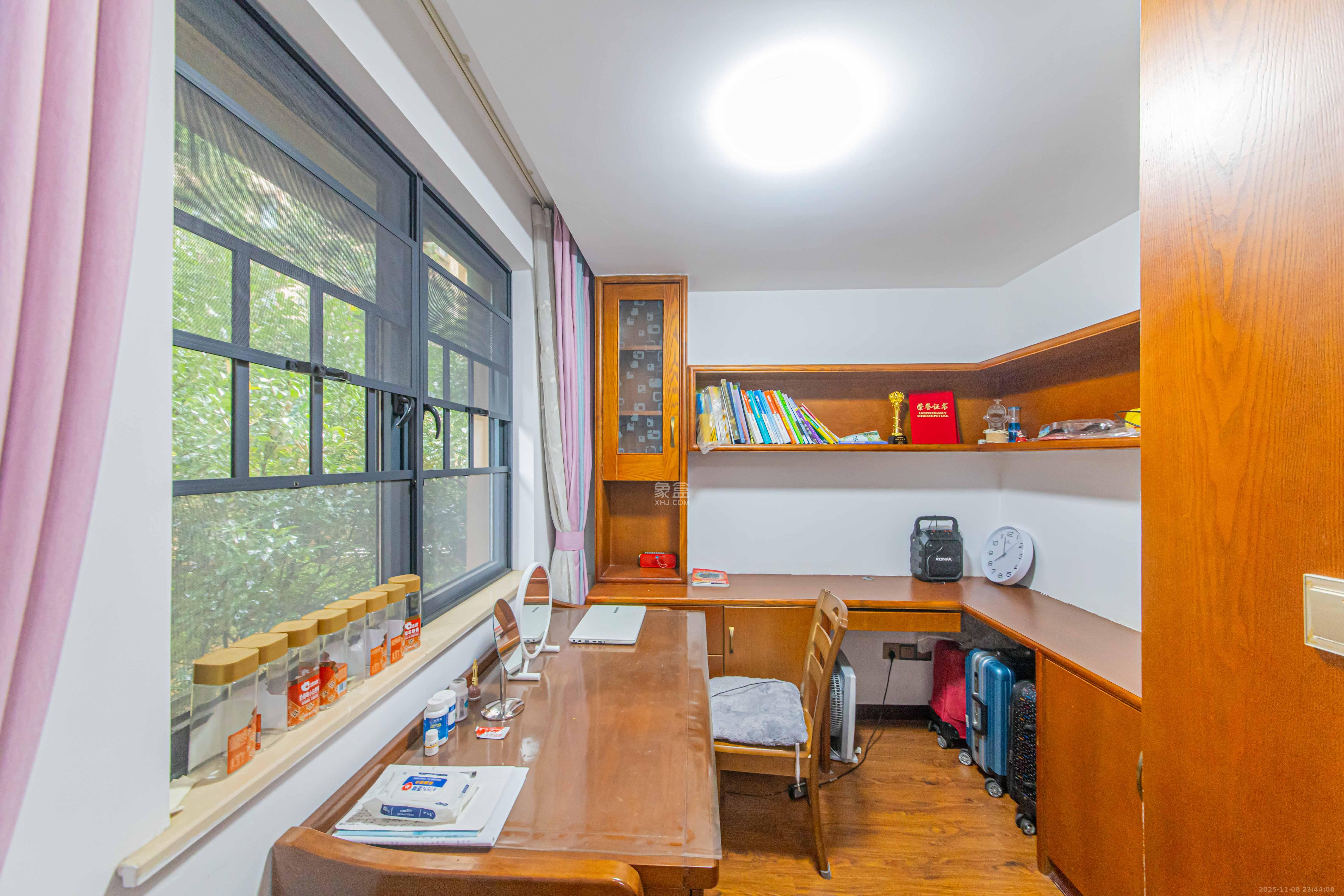 中建芙蓉嘉苑  1室2厅1卫    130.0万卧室