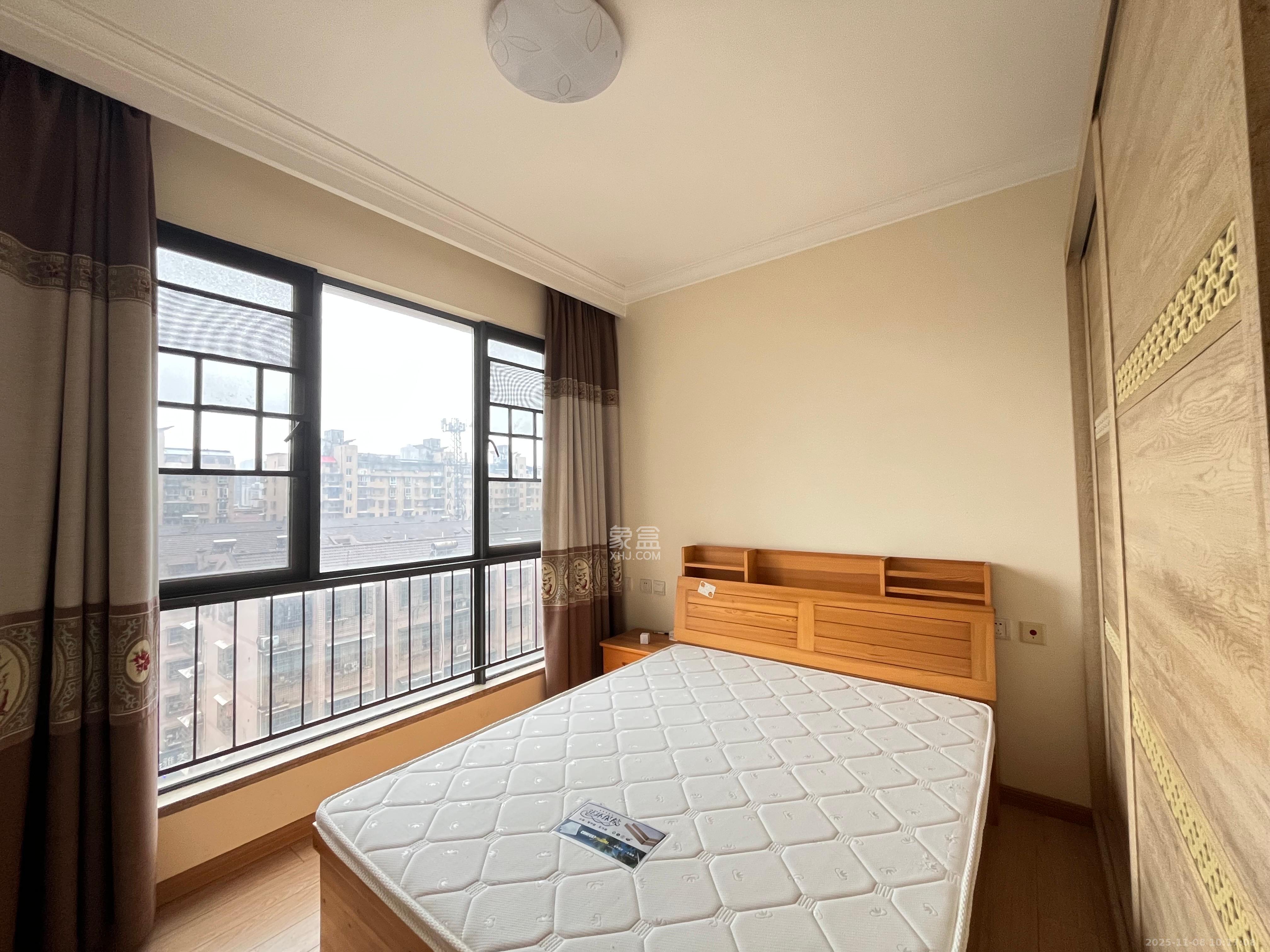 佳兆业时代广场  3室2厅1卫    2500.0元/月室内图