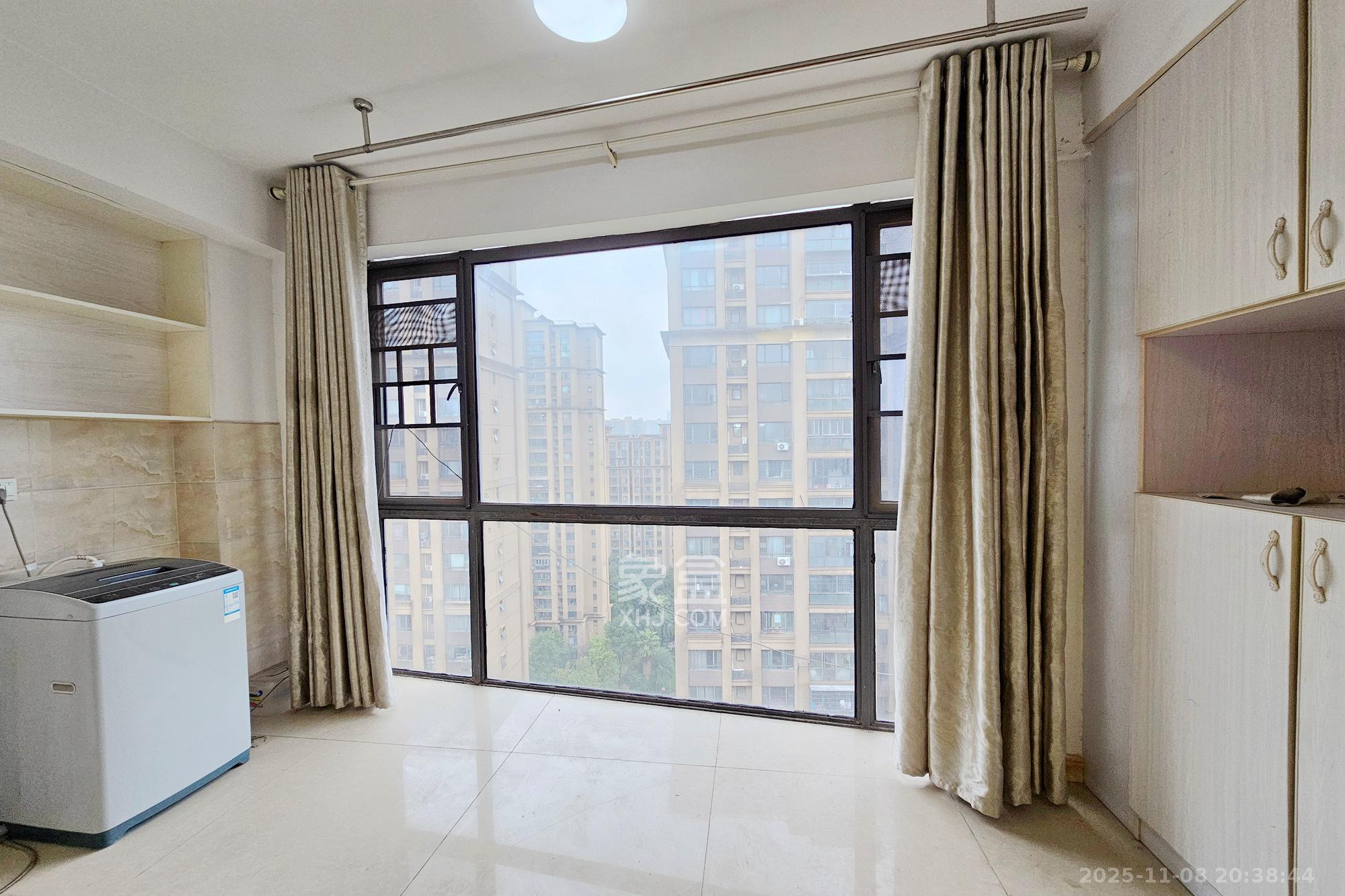 新华都万家城  3室2厅2卫    110.0万其他