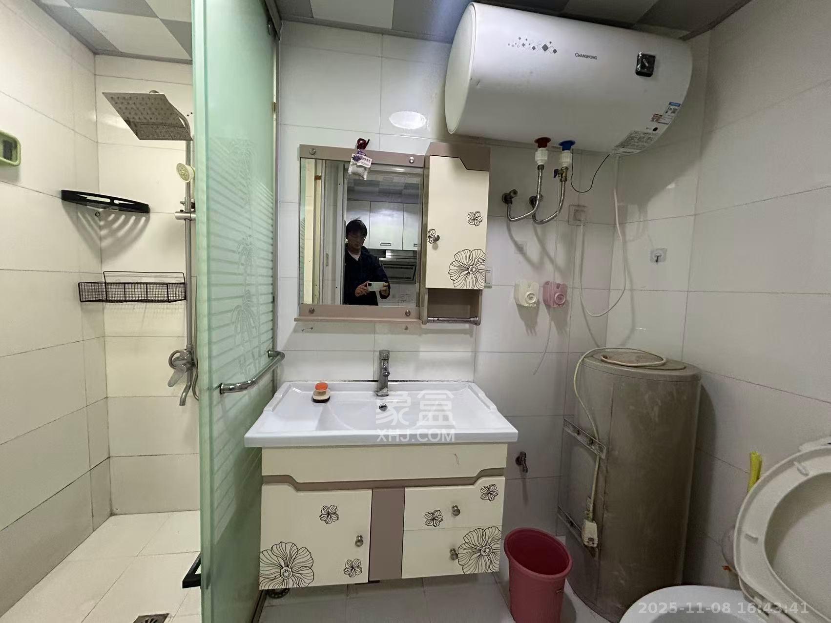 德庆水韵山城 1室1厅1卫 1100.0元/月 德庆水韵山城 1室1厅1卫 1100.0元/月室内图