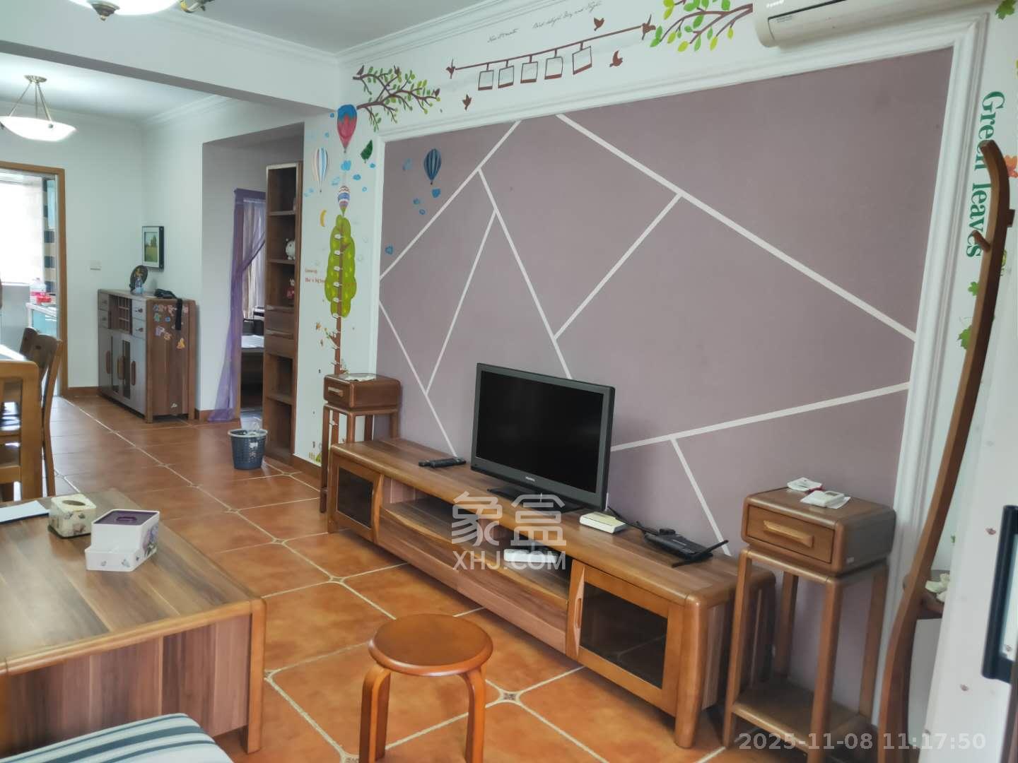 山语城二期  2室2厅1卫    1800.0元/月室内图