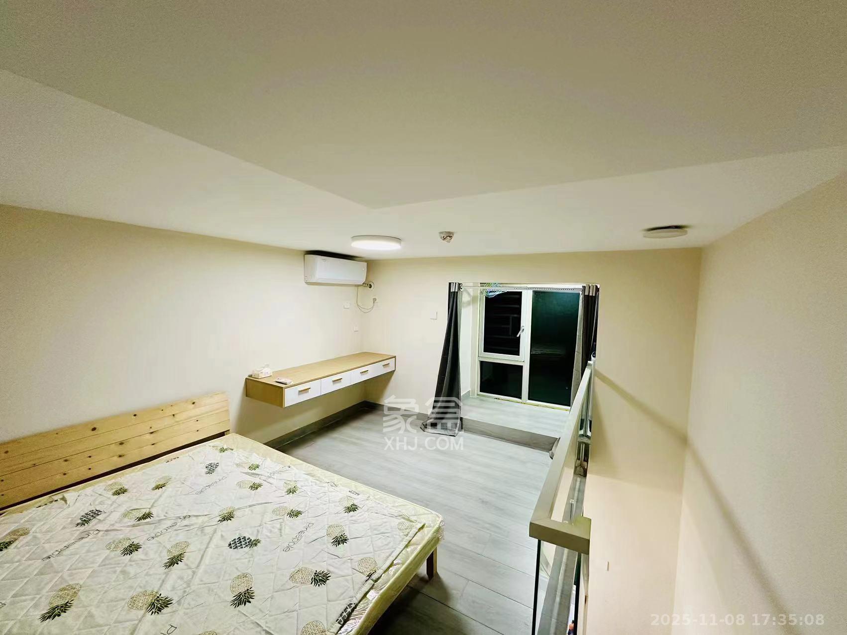 万科金色梦想A区  1室1厅1卫    2000.0元/月室内图