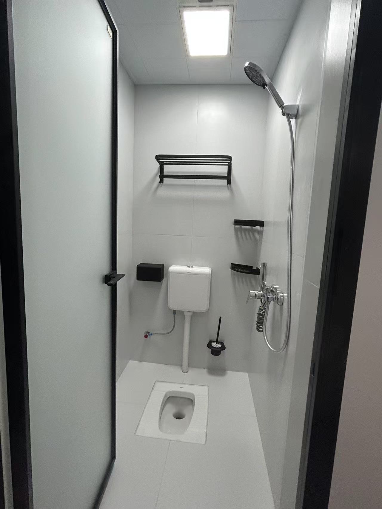 维港御景湾 1室1厅1卫 1400.0元/月 维港御景湾 1室1厅1卫 1400.0元/月室内图