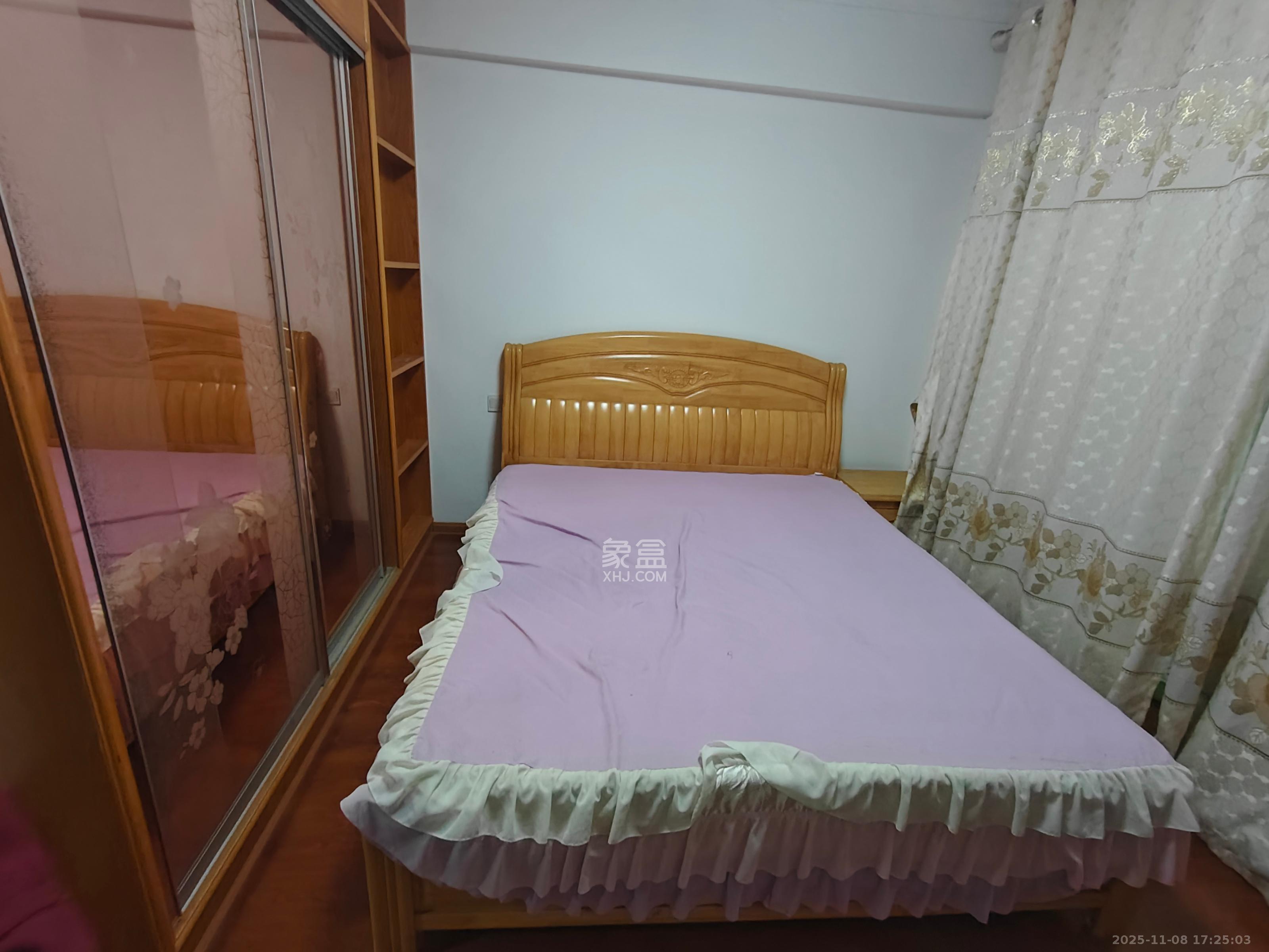 爵士湘  3室2厅1卫    1600.0元/月室内图