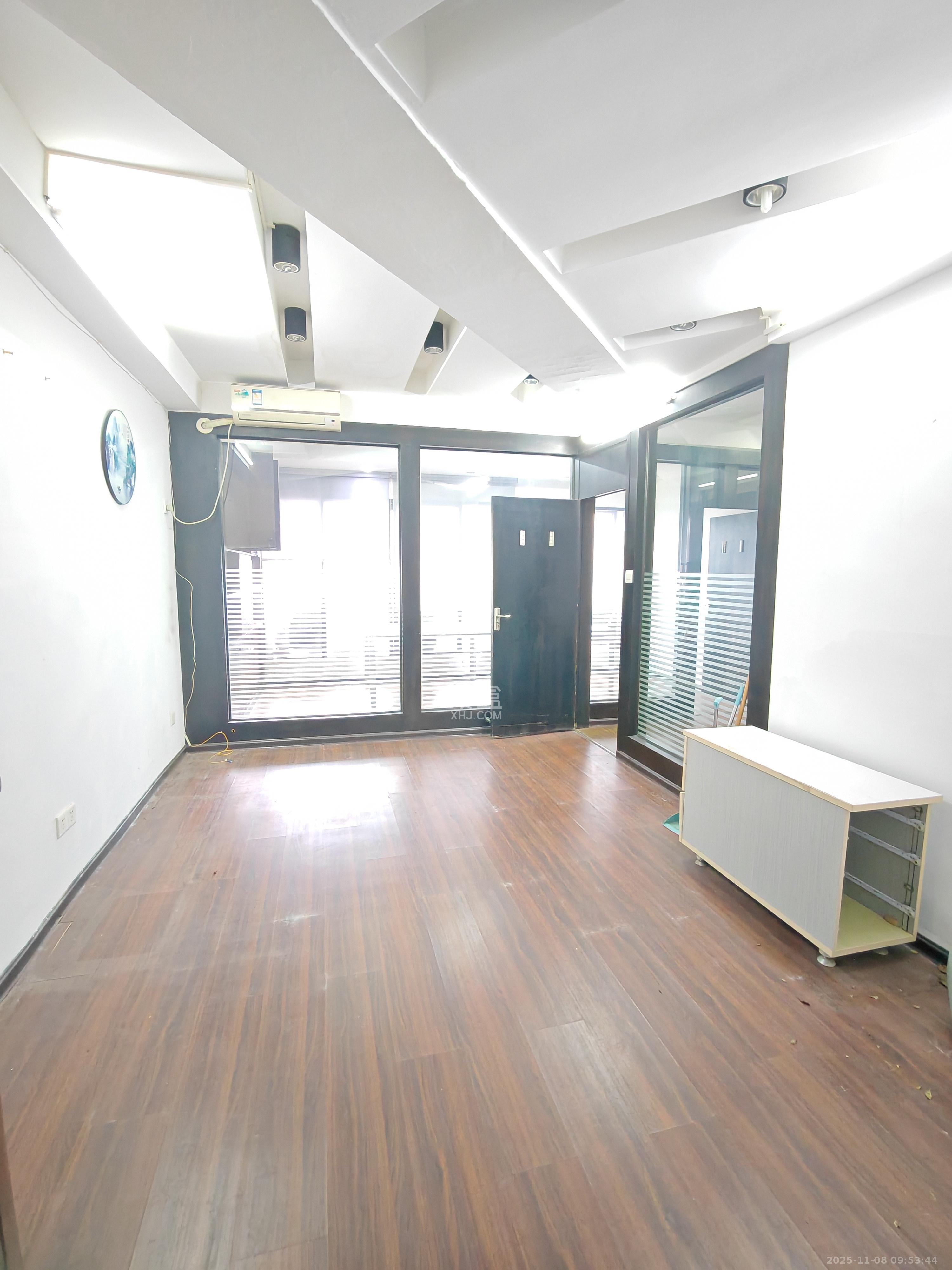 生活艺术城 3室1厅1卫 2000.0元/月 生活艺术城 3室1厅1卫 2000.0元/月室内图