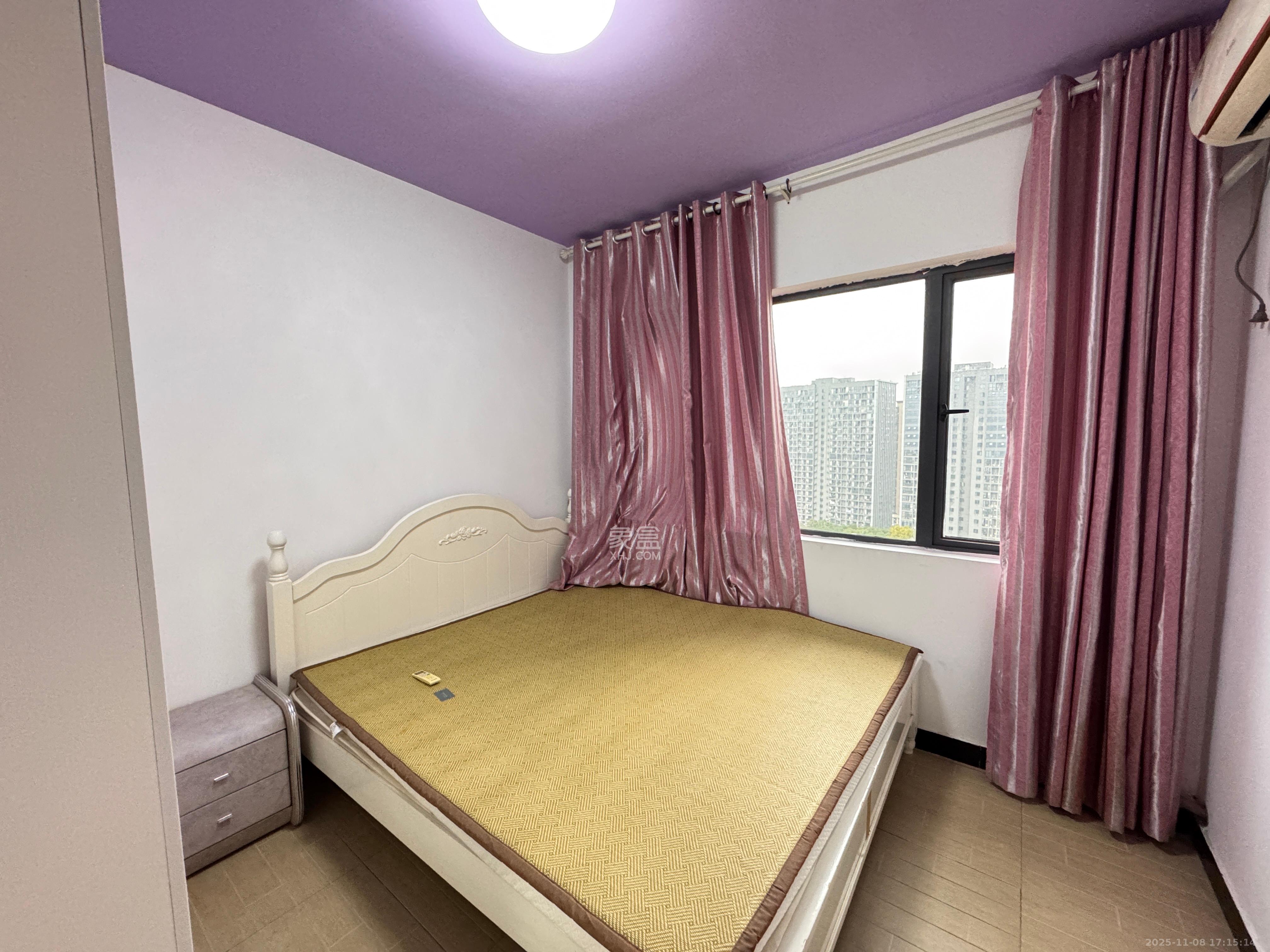 兴隆景苑 2室1厅1卫 2000.0元/月 兴隆景苑 2室1厅1卫 2000.0元/月室内图