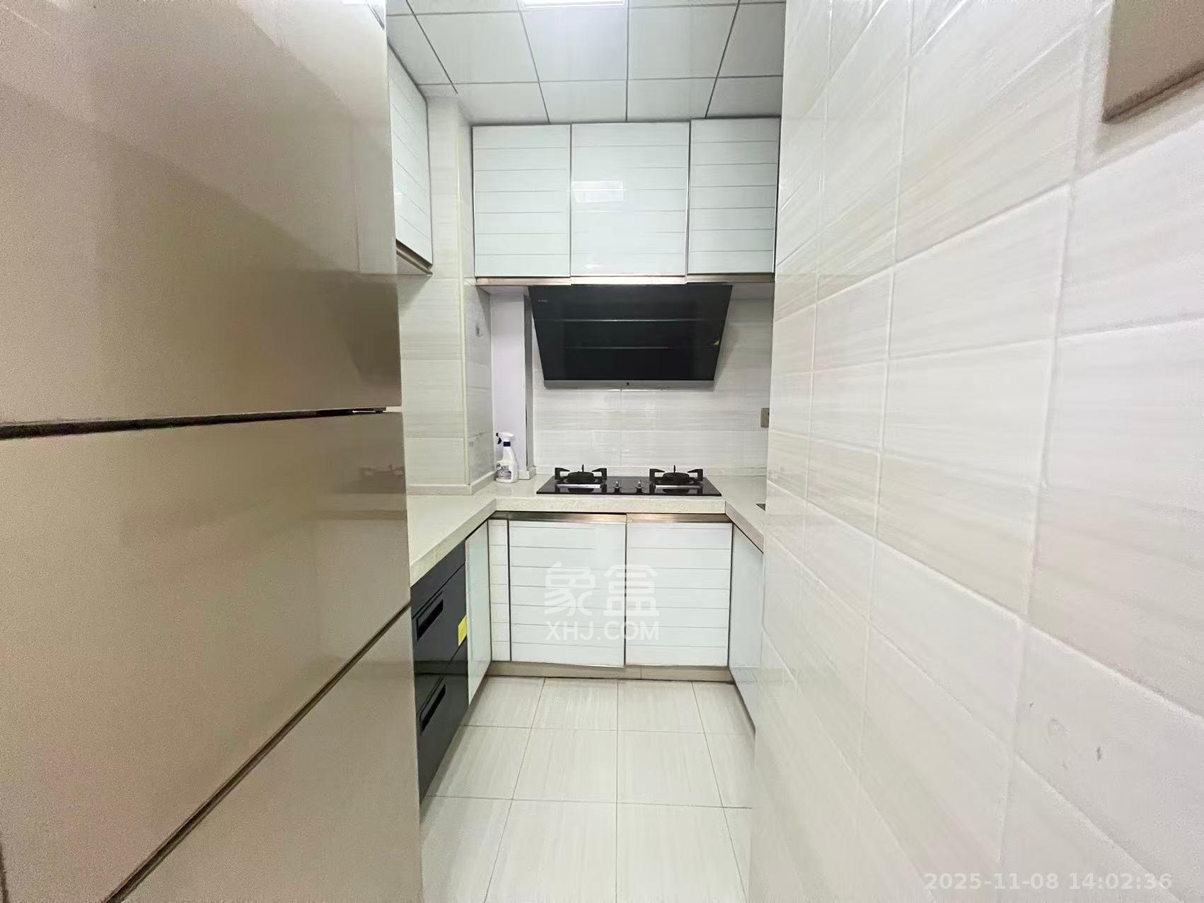 荣盛花语馨苑  2室2厅1卫    2500.0元/月室内图