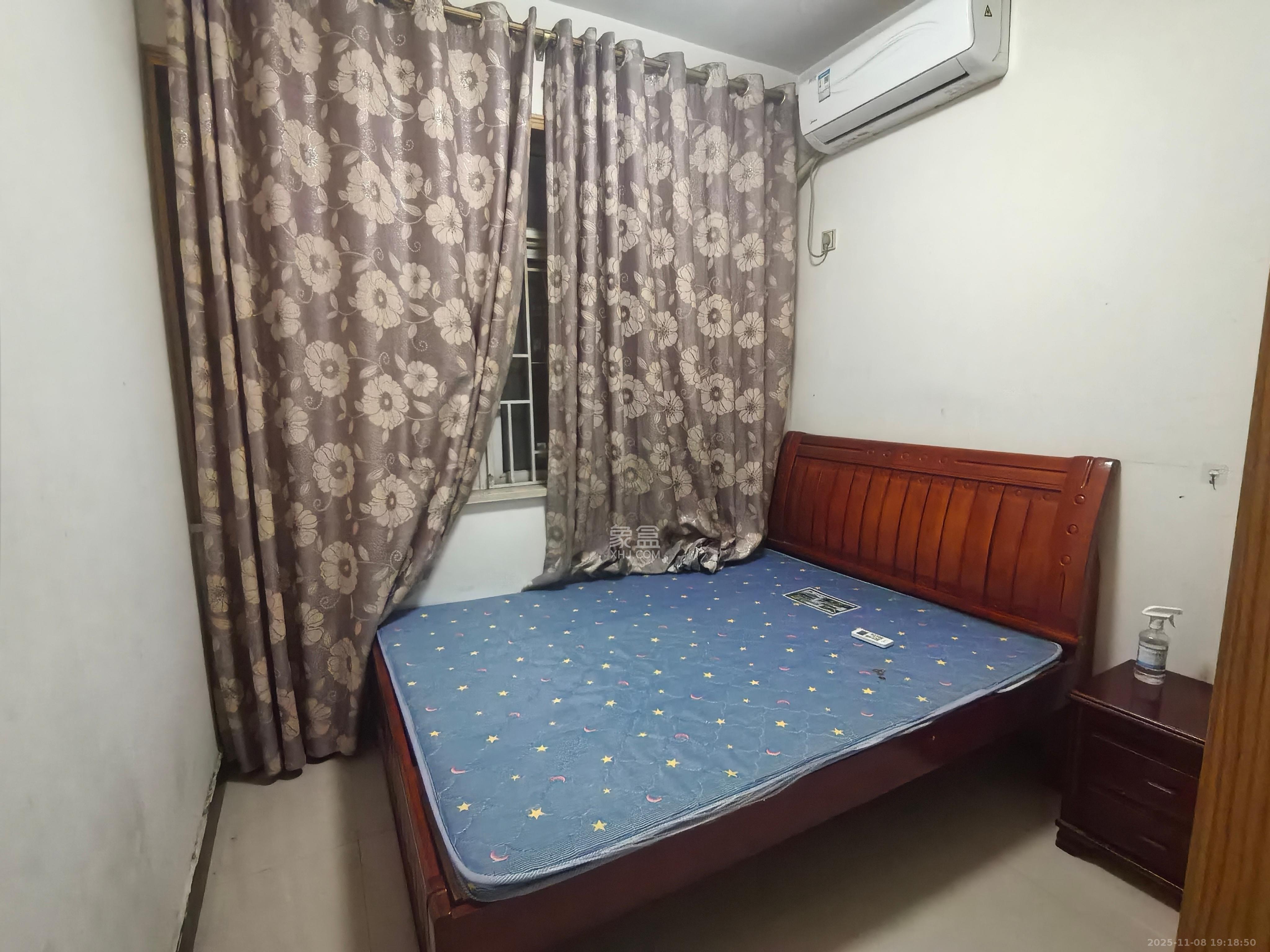 中房F联邦  2室2厅1卫    1800.0元/月室内图