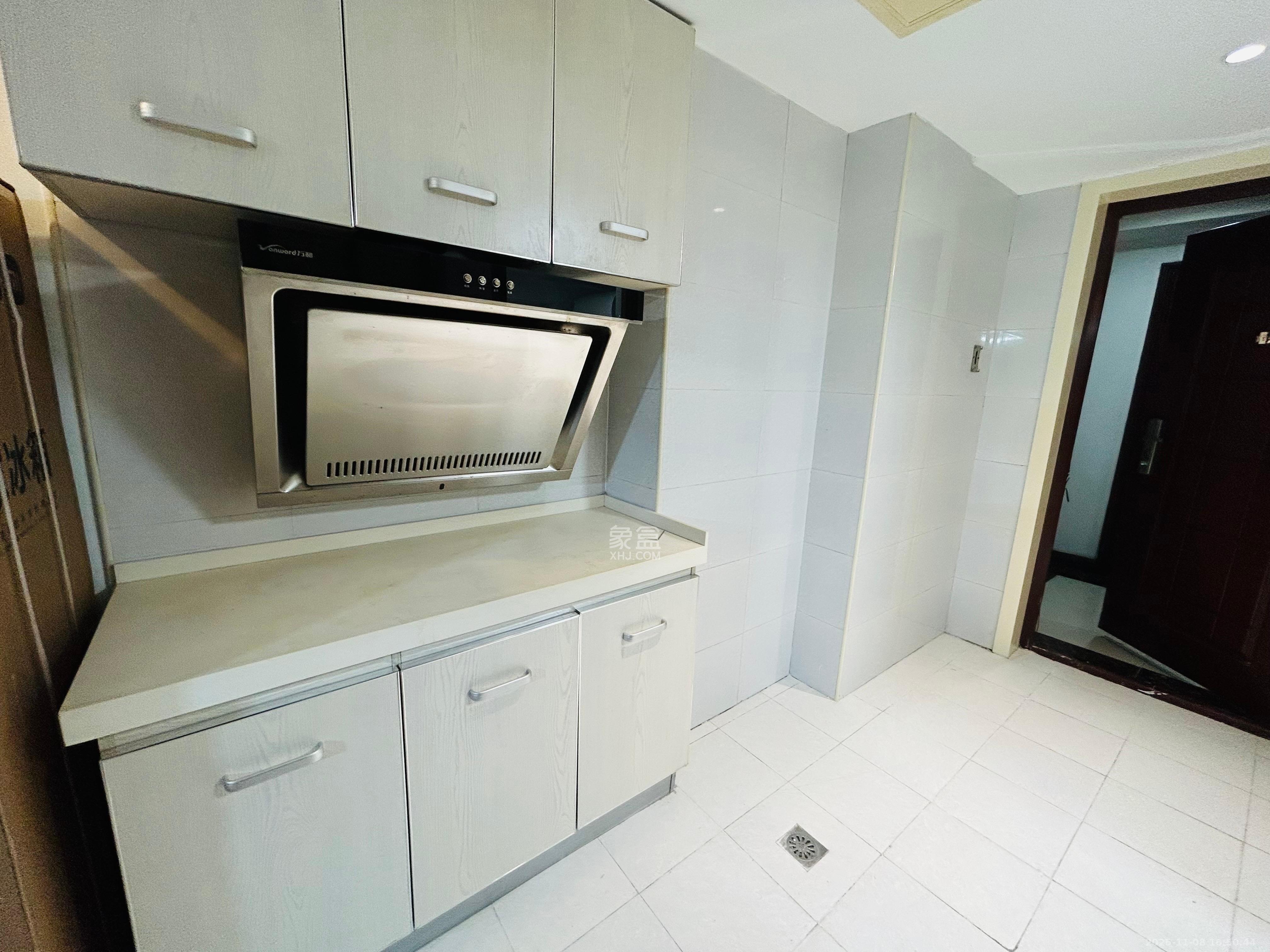 罗马国际公寓  1室2厅1卫    1100.0元/月室内图