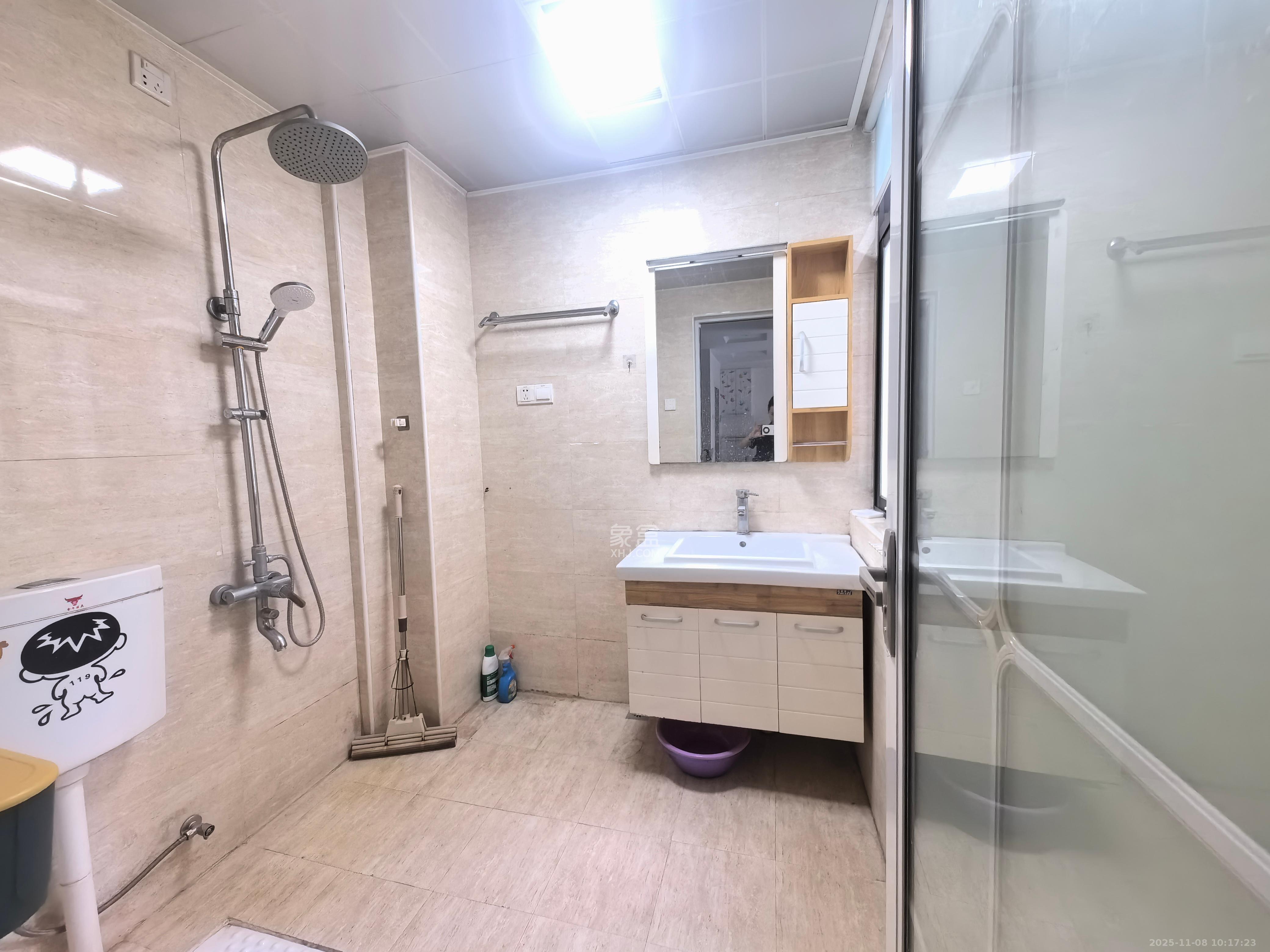 星城映象 2室2厅1卫 2500.0元/月 星城映象 2室2厅1卫 2500.0元/月室内图