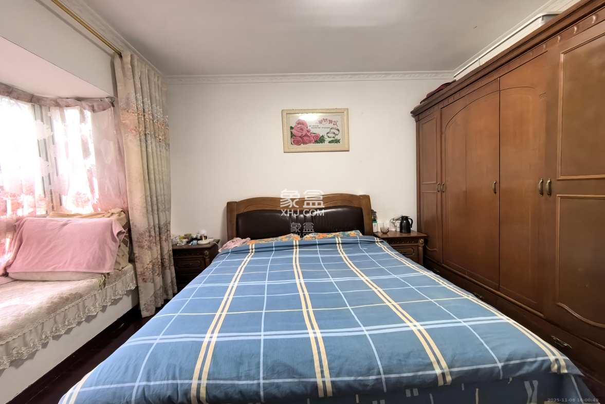 至雅小玲家园 3室2厅2卫 2200.0元/月 至雅小玲家园 3室2厅2卫 2200.0元/月室内图