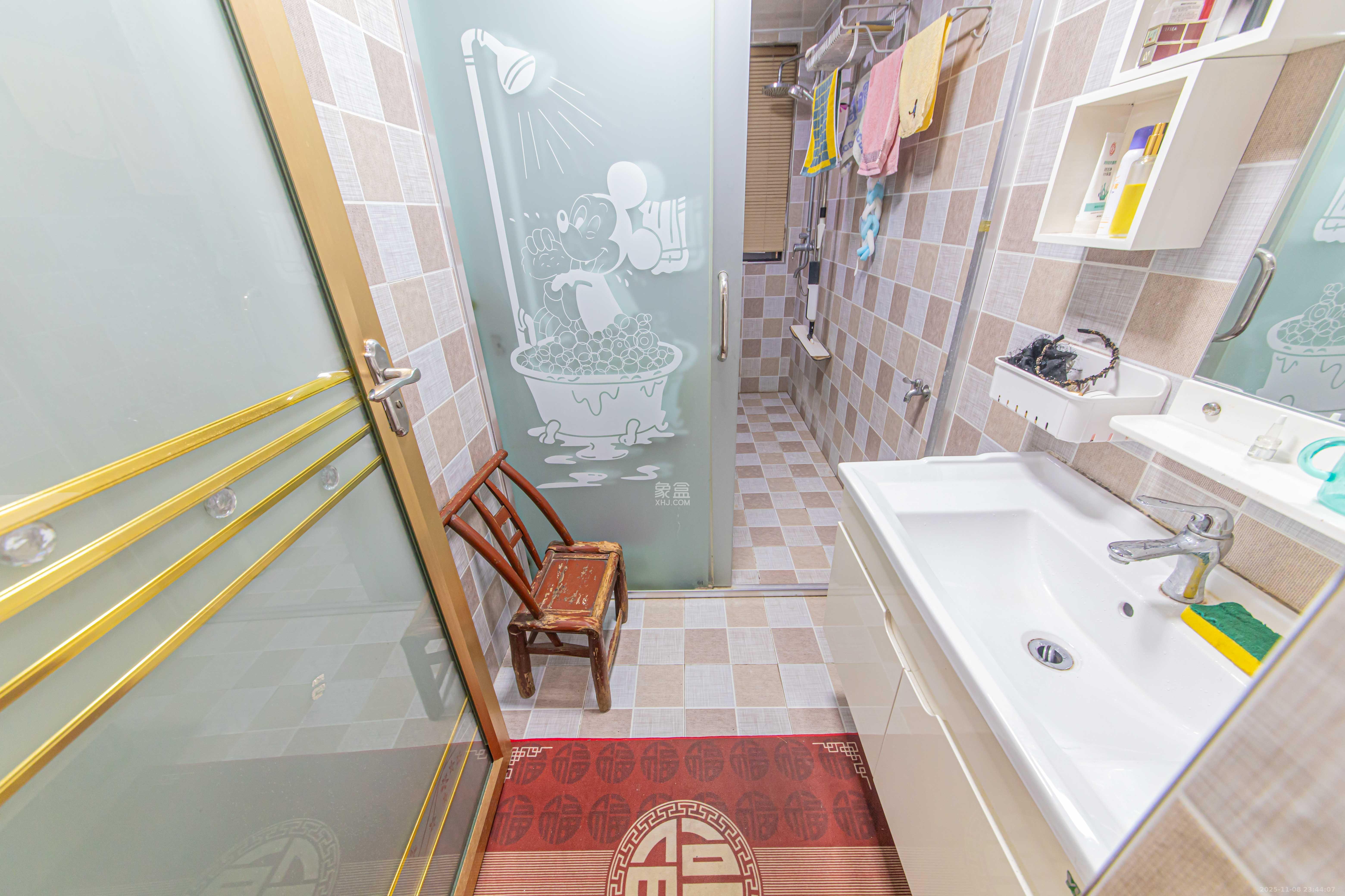 中建芙蓉嘉苑  1室2厅1卫    130.0万卫生间