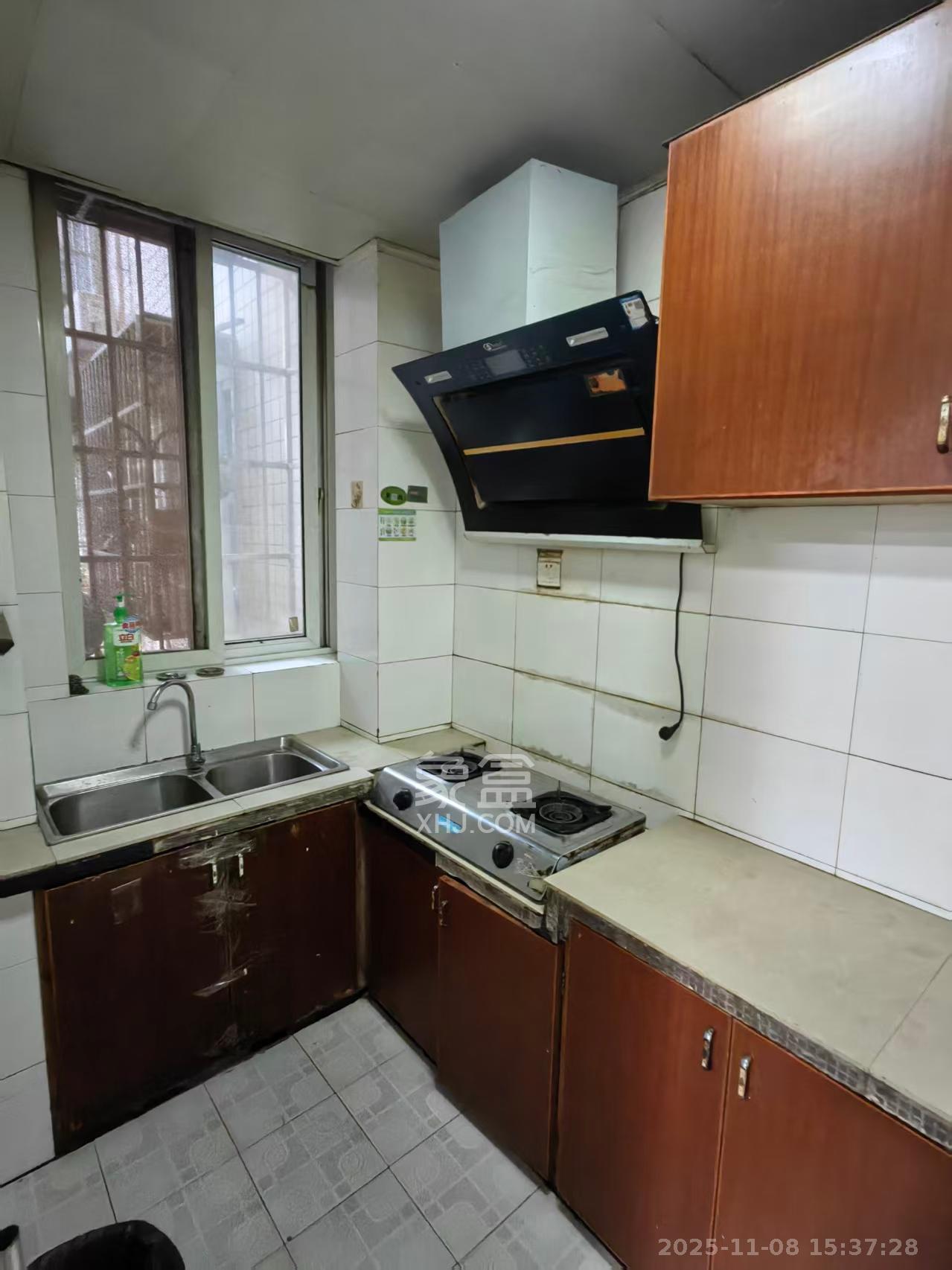 麓谷锦和园 2室2厅1卫 1800.0元/月 麓谷锦和园 2室2厅1卫 1800.0元/月室内图