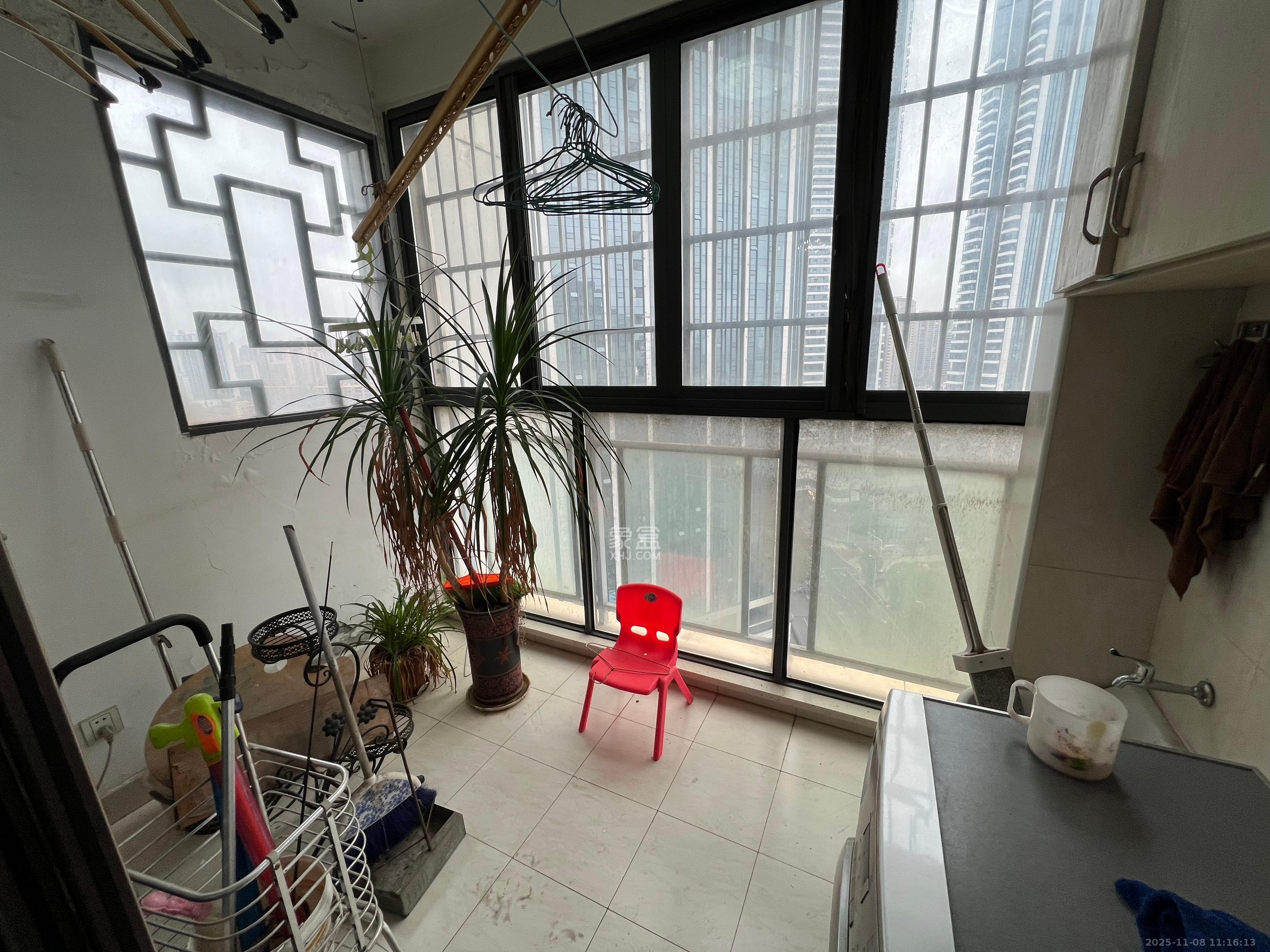 嘉宇盛世华章  3室2厅2卫    3000.0元/月室内图