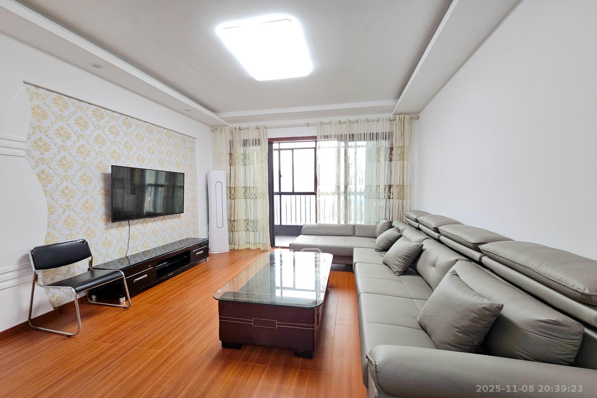 茂华国际湘 1室2厅1卫 70.0万 茂华国际湘 1室2厅1卫 70.0万客厅