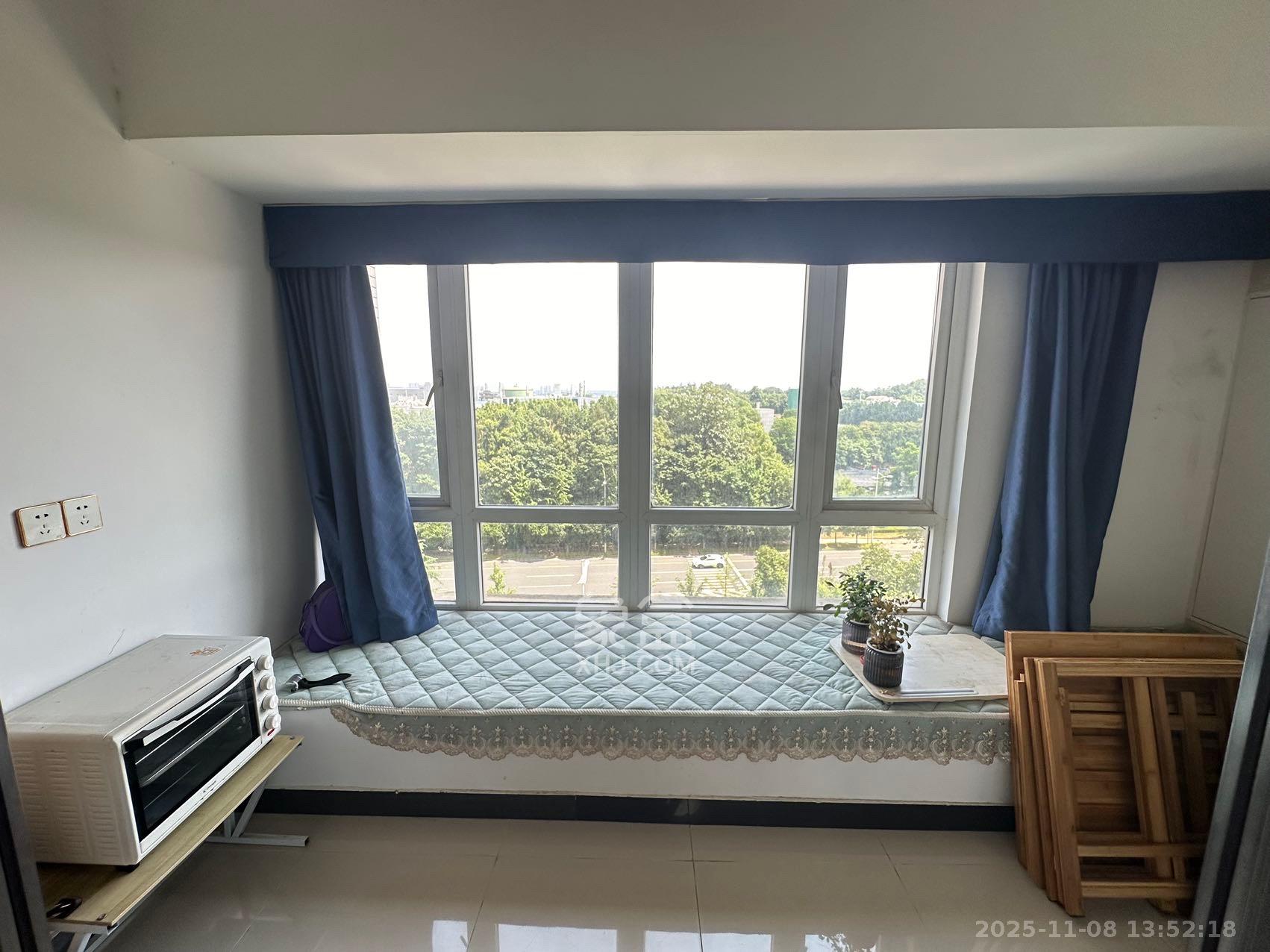 美利新世界  1室1厅1卫    1200.0元/月室内图