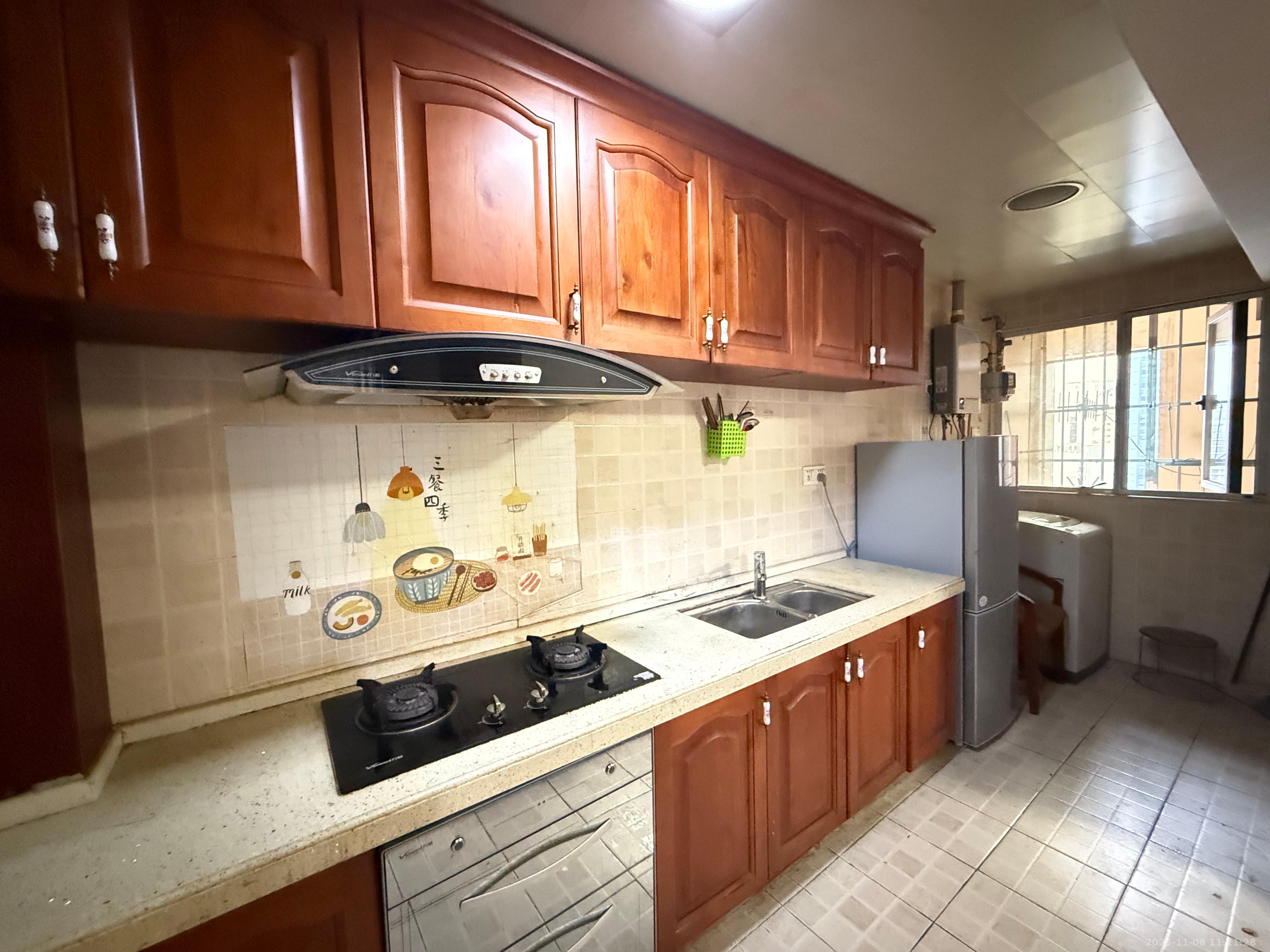 湘水和天下  1室1厅1卫    1300.0元/月室内图