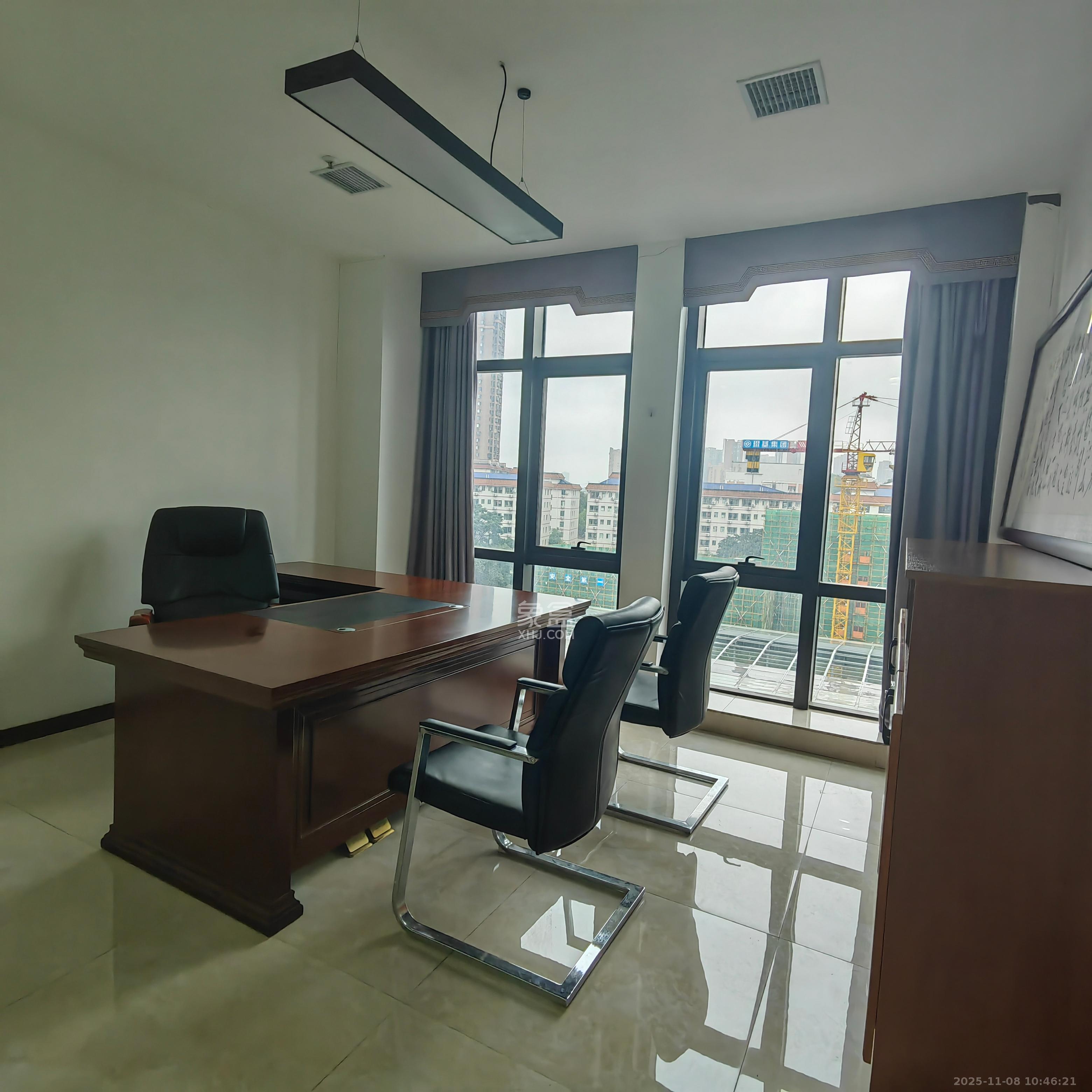 星雅美辰   108.0㎡      6000.0元/月室内图