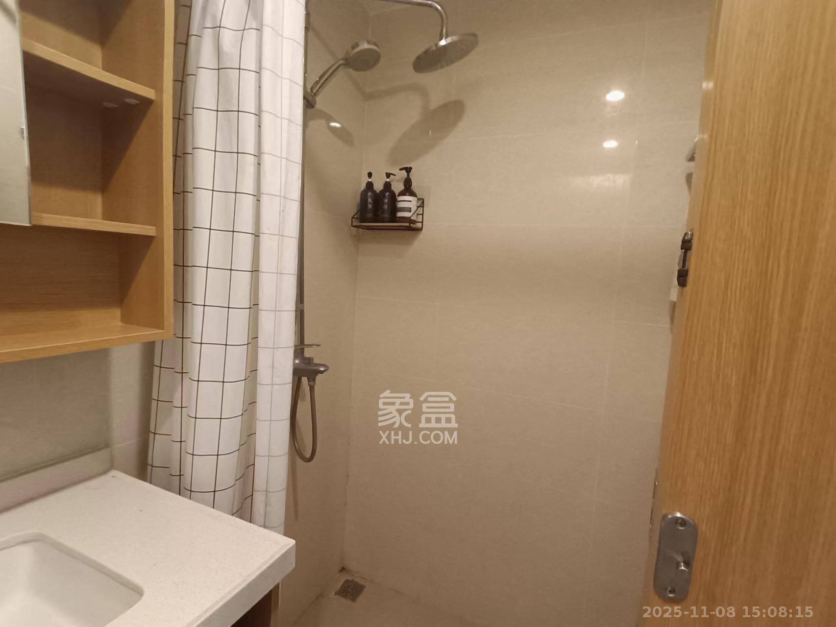 阳光城檀悦  1室1厅1卫    1600.0元/月室内图