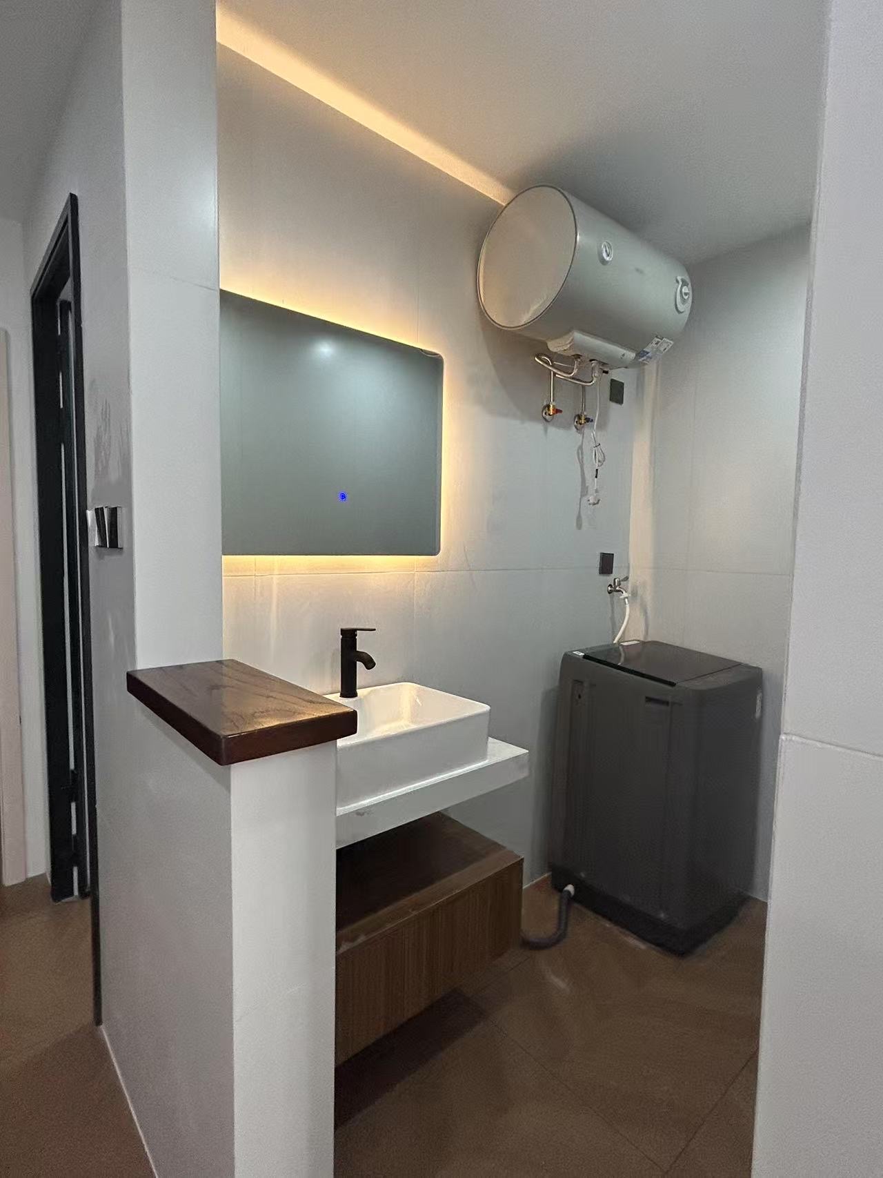 维港御景湾  1室1厅1卫    1400.0元/月室内图