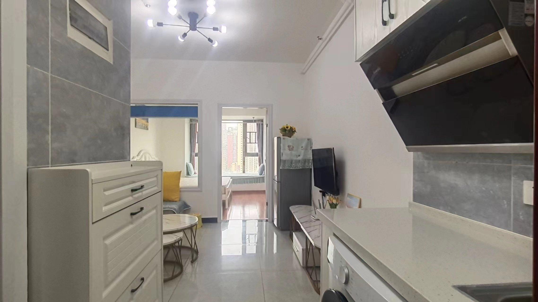 江岸公馆  1室1厅1卫    1500.0元/月室内图