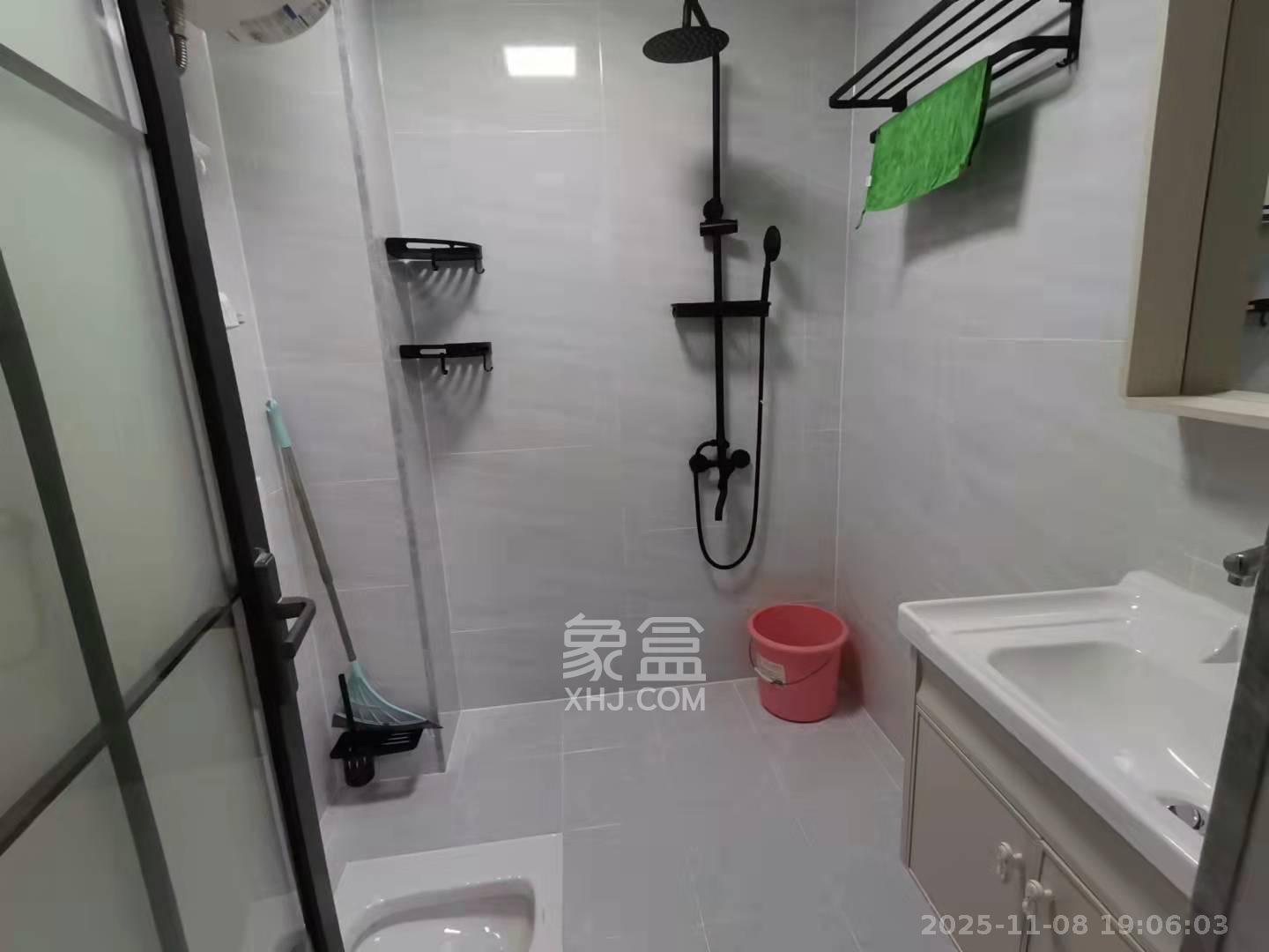 欣隆居  1室1厅1卫    1500.0元/月室内图