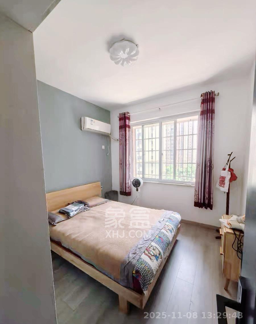 三景国际  2室1厅1卫    1500.0元/月室内图