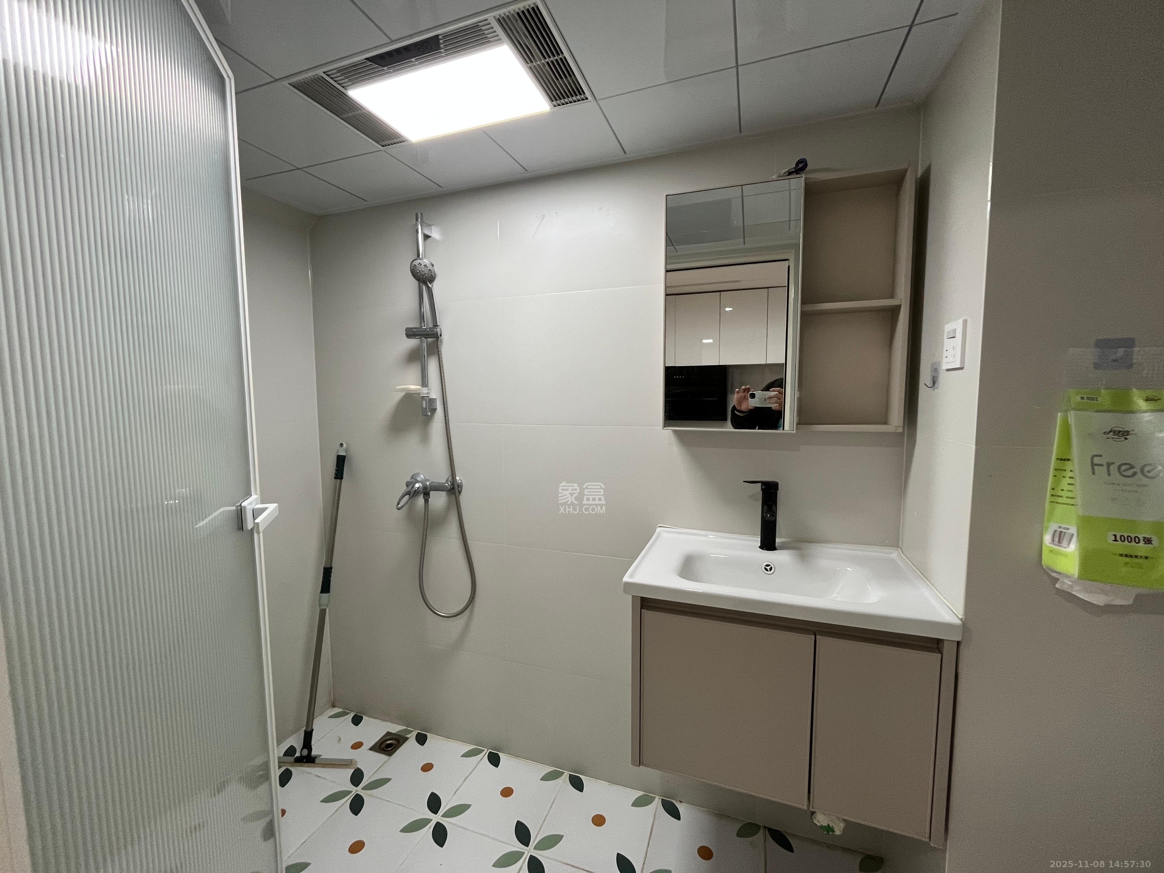 时代MOMA云PARK 2室1厅1卫 2700.0元/月 时代MOMA云PARK 2室1厅1卫 2700.0元/月室内图