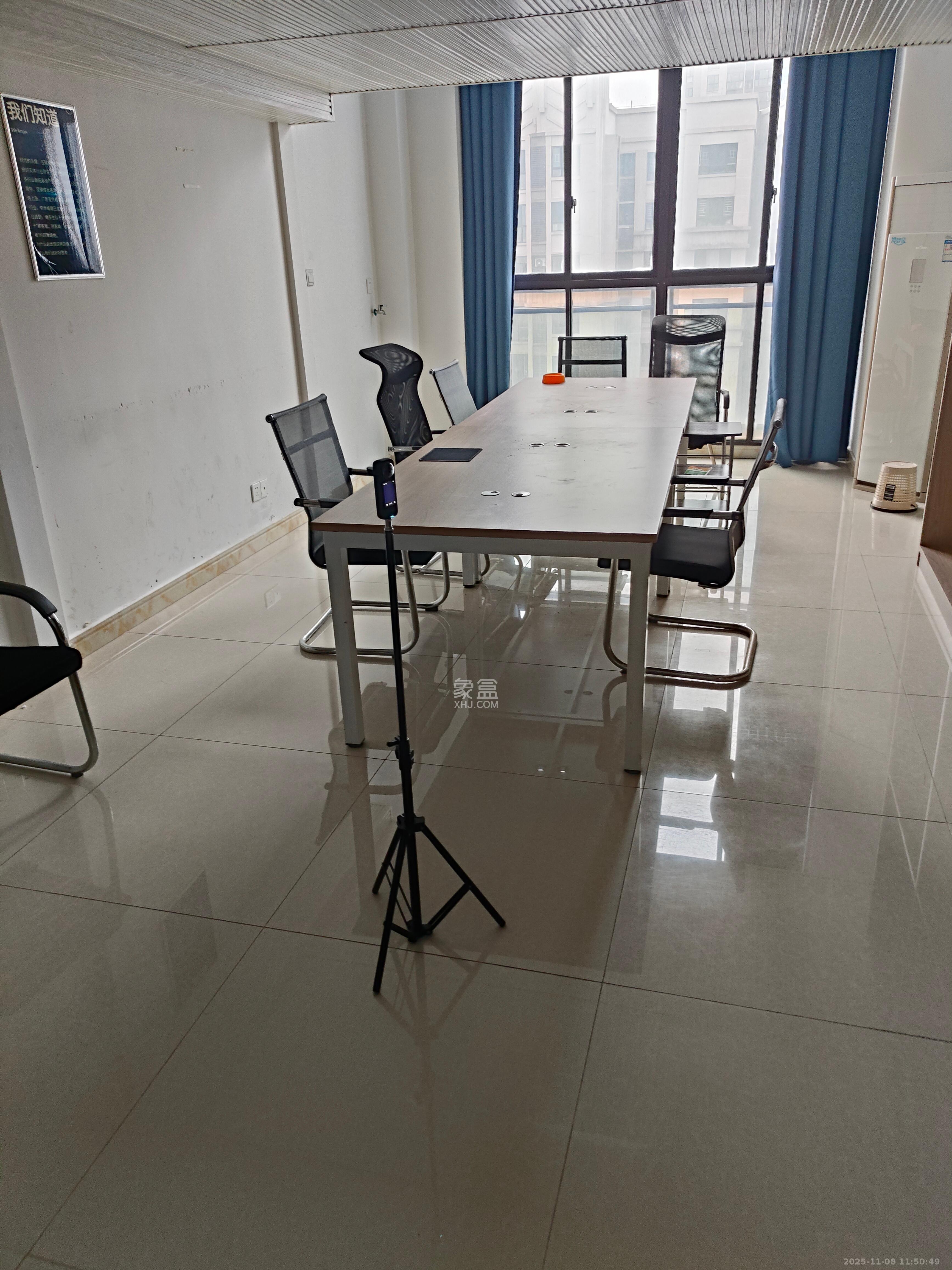 金科时代中心  1室1厅1卫    1500.0元/月室内图