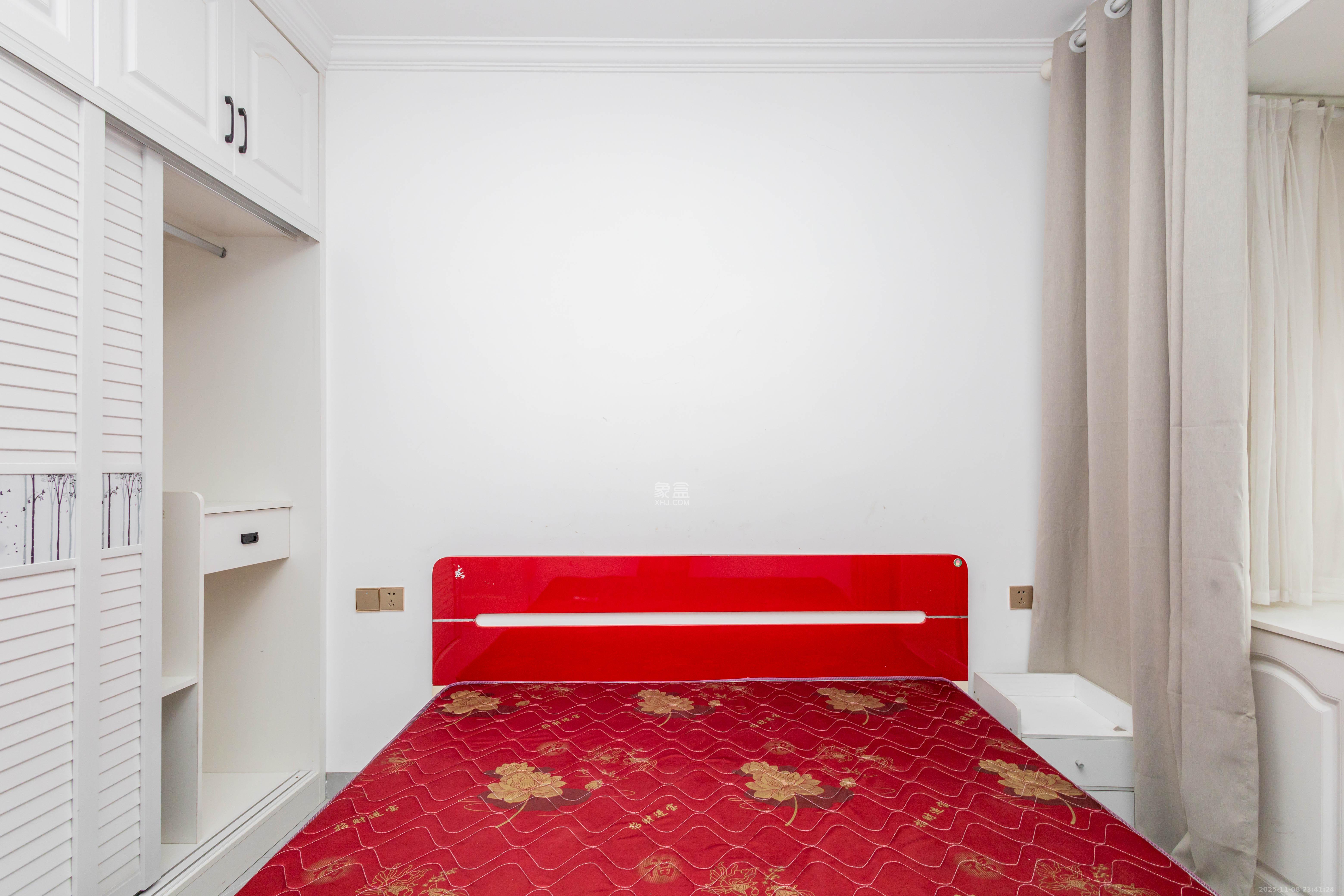 中交中央公园D4区 3室1厅1卫 91.0万 中交中央公园D4区 3室1厅1卫 91.0万卧室