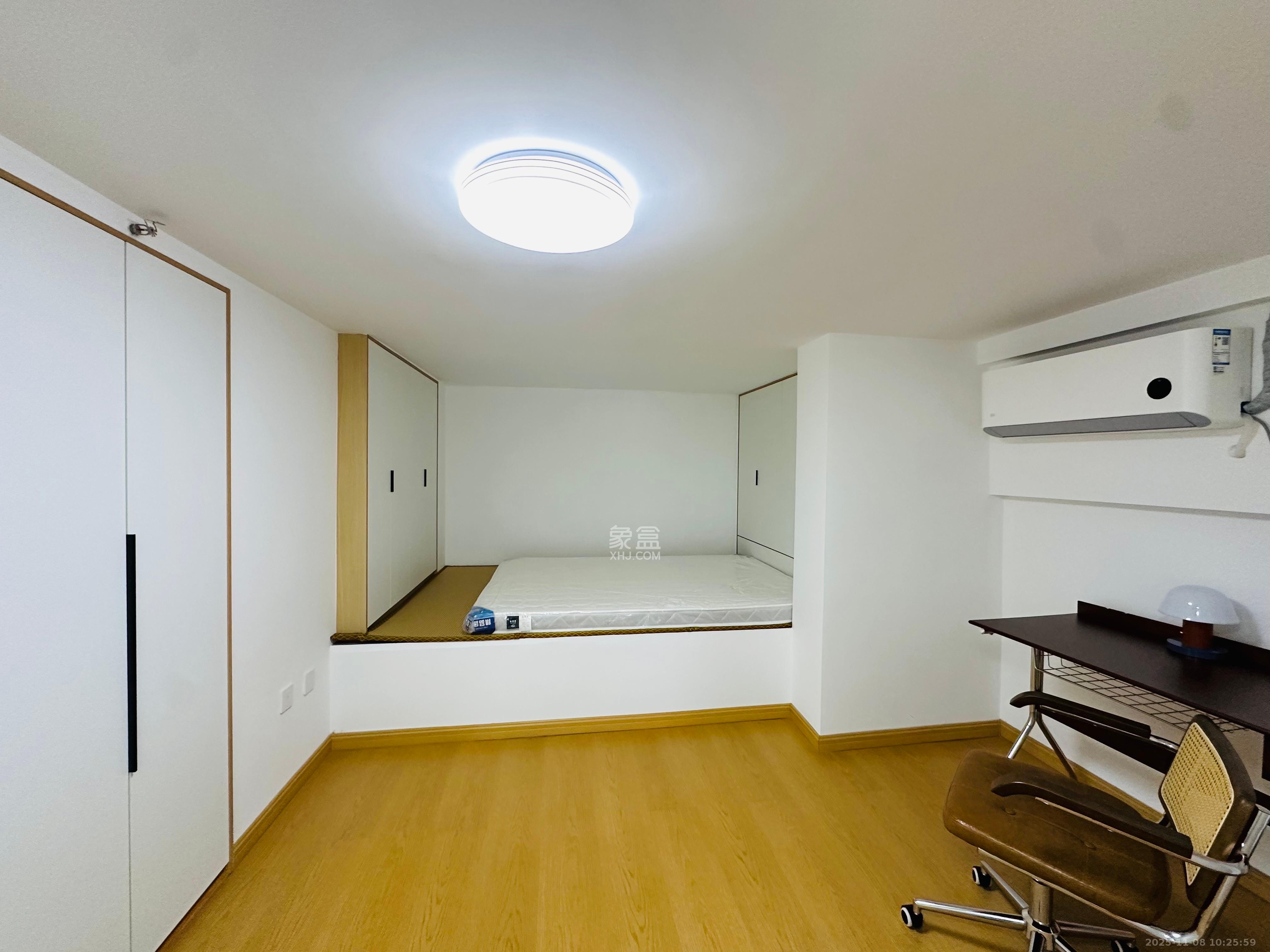 卓越中寰 2室1厅1卫 2800.0元/月 卓越中寰 2室1厅1卫 2800.0元/月室内图