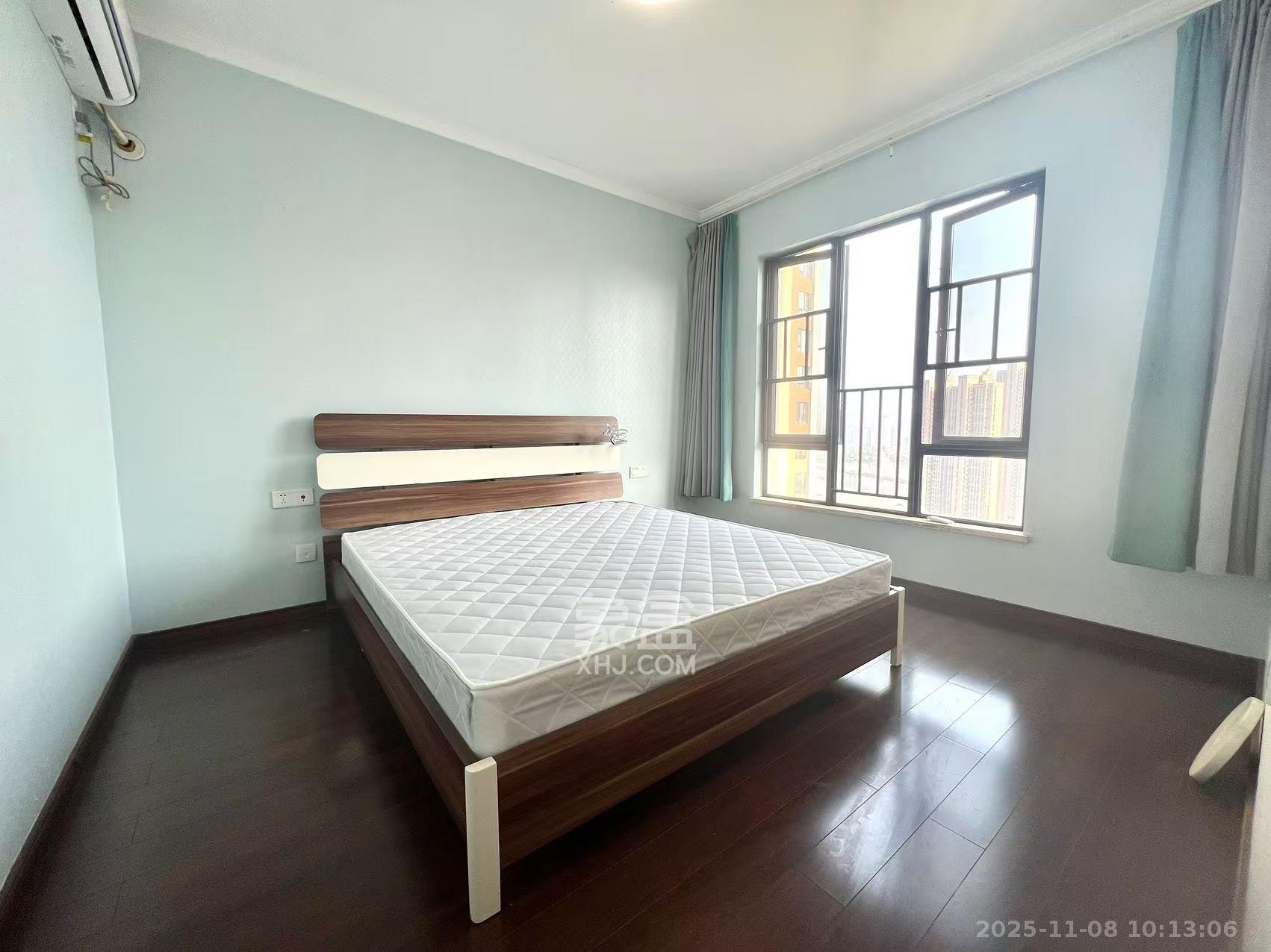 万科里金域国际  3室2厅2卫    3500.0元/月室内图