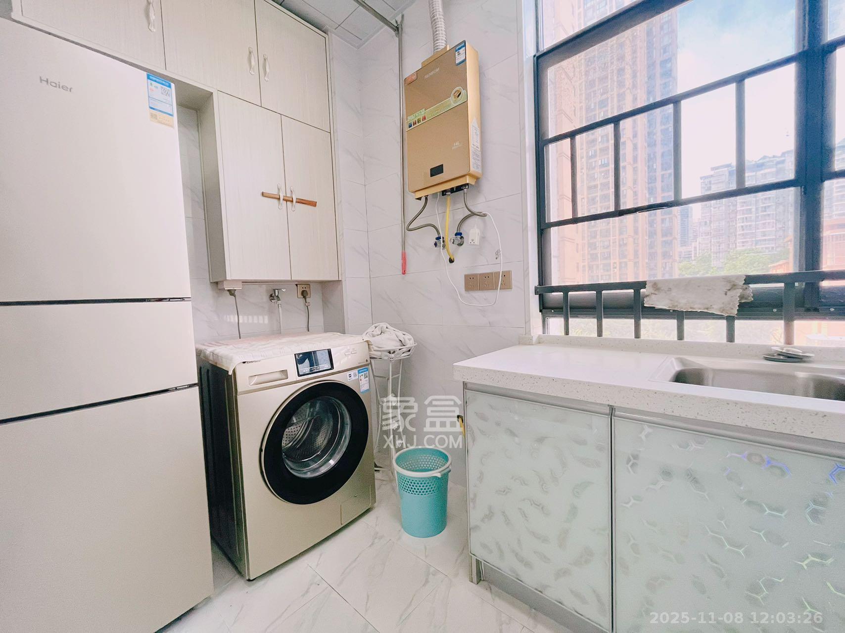 江南华府 1室0厅0卫 1550.0元/月 江南华府 1室0厅0卫 1550.0元/月室内图