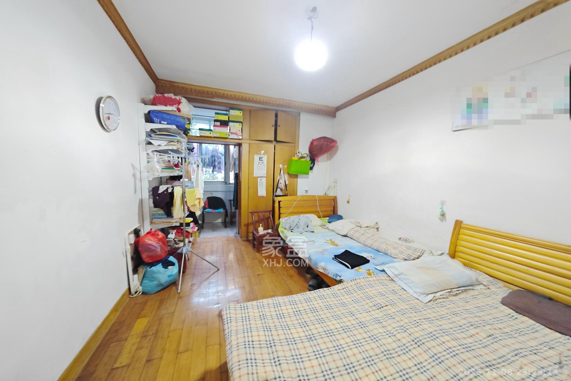 金科园 2室1厅1卫 42.0万 金科园 2室1厅1卫 42.0万卧室