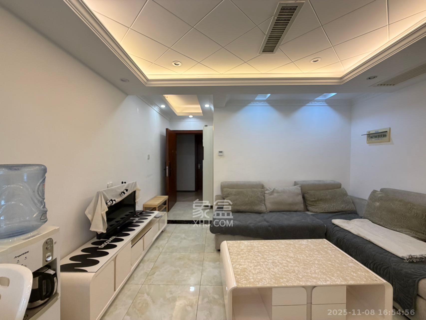 东怡外国（南湖一号)  2室1厅1卫    2800.0元/月室内图