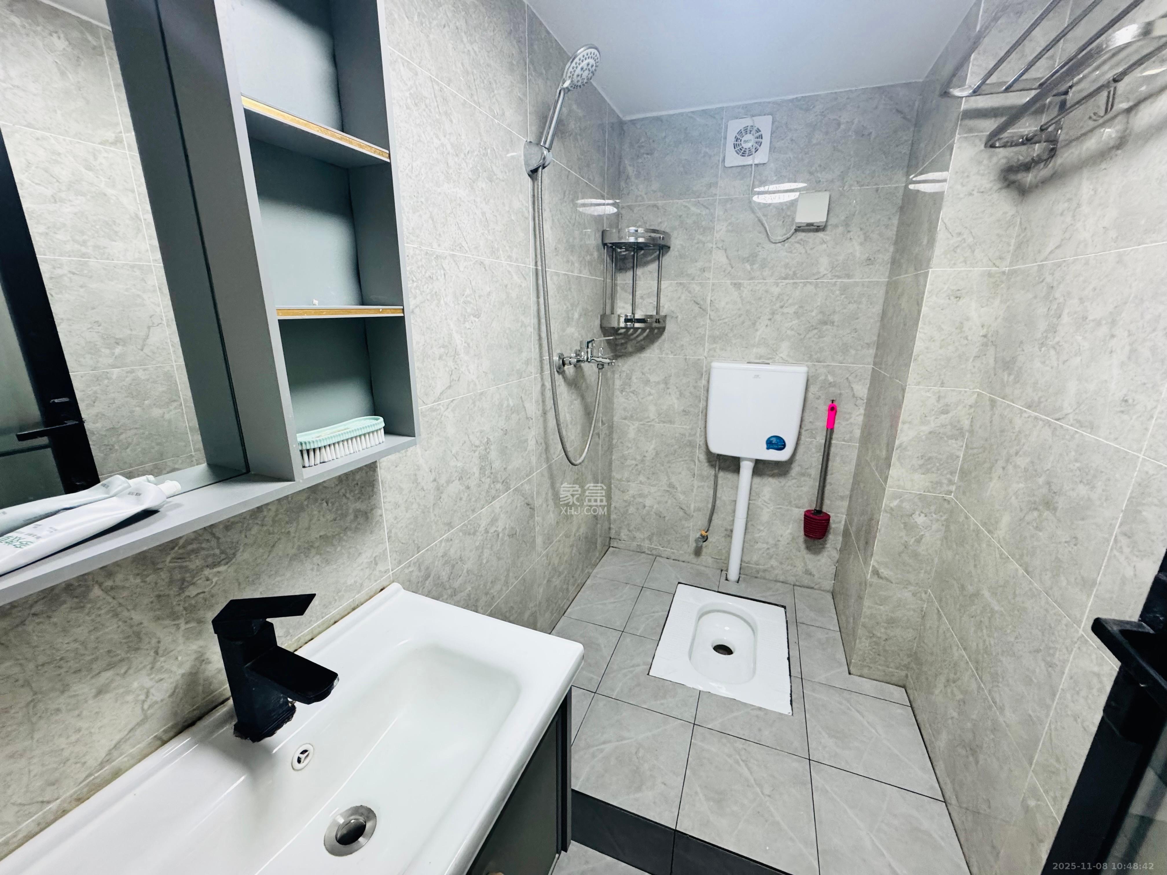 荣盛花语书苑  1室0厅0卫    1500.0元/月室内图