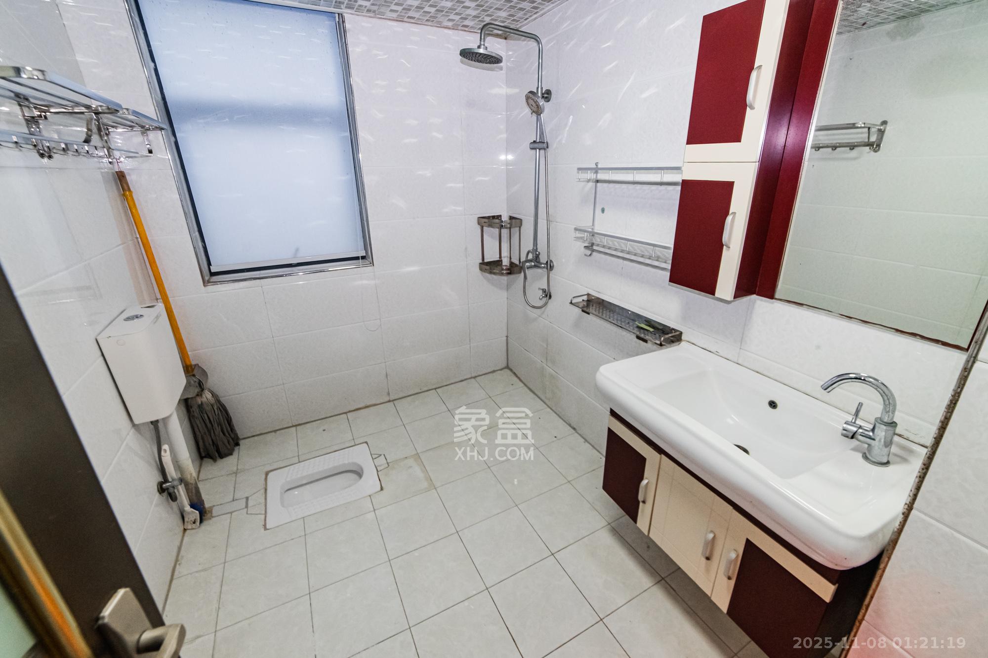 湘江世纪城瑞江苑 3室2厅2卫 78.0万 湘江世纪城瑞江苑 3室2厅2卫 78.0万卫生间