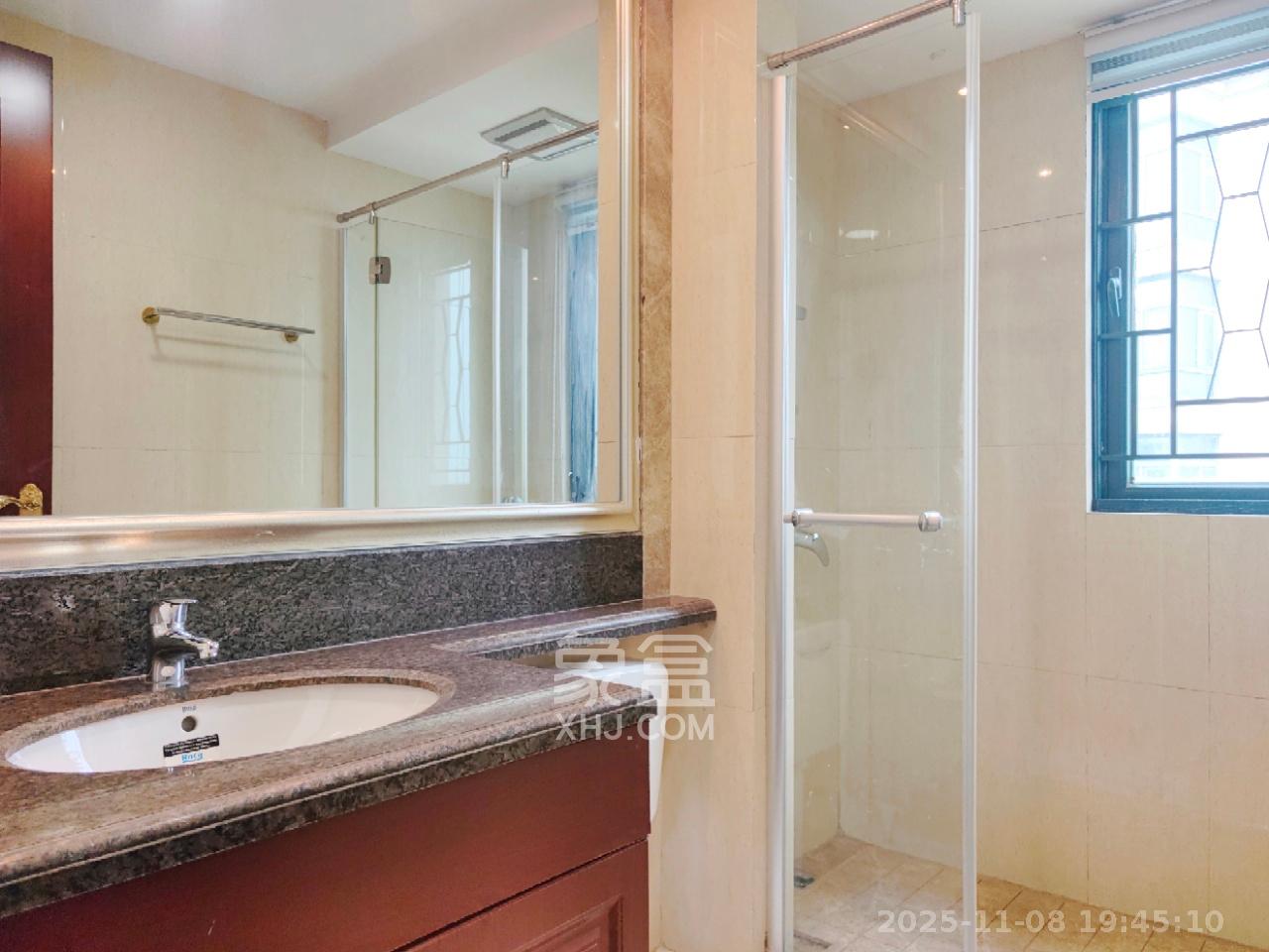 恒大雅苑  4室2厅2卫    4500.0元/月室内图