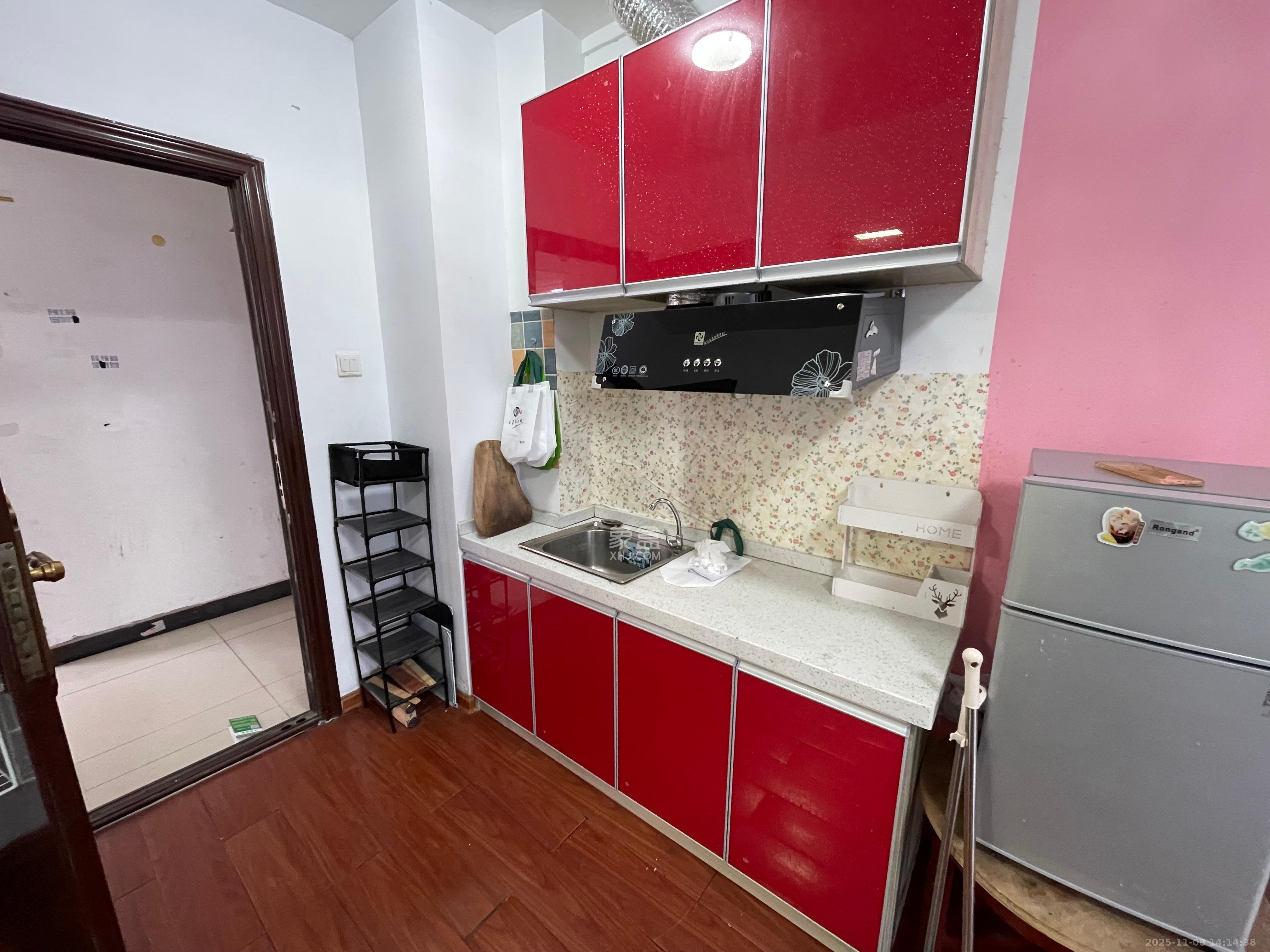 凯通国际城(凯通朝庭) 1室1厅1卫 1300.0元/月 凯通国际城(凯通朝庭) 1室1厅1卫 1300.0元/月室内图