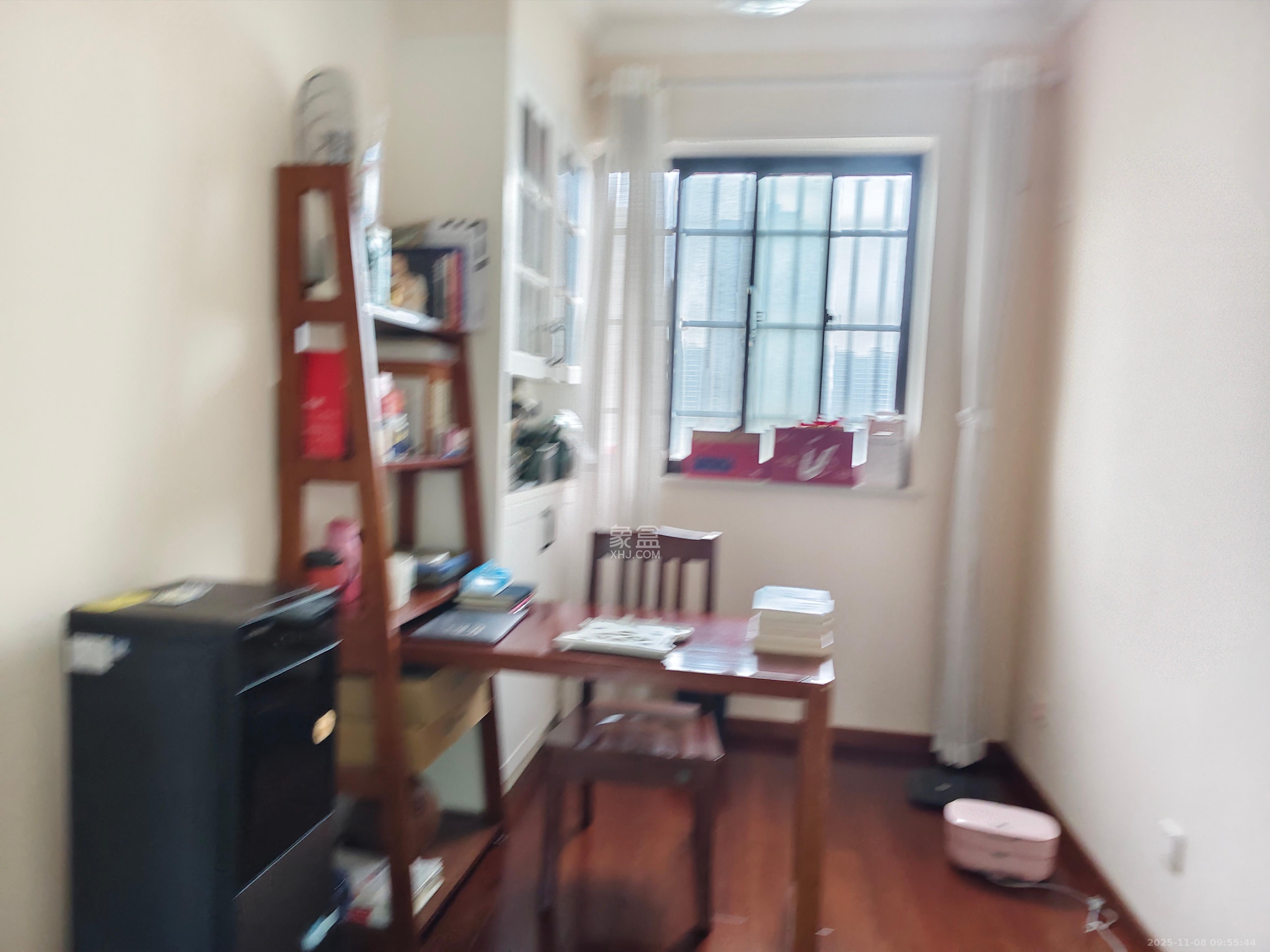 阳光丽城一期 4室2厅2卫 4200.0元/月 阳光丽城一期 4室2厅2卫 4200.0元/月室内图