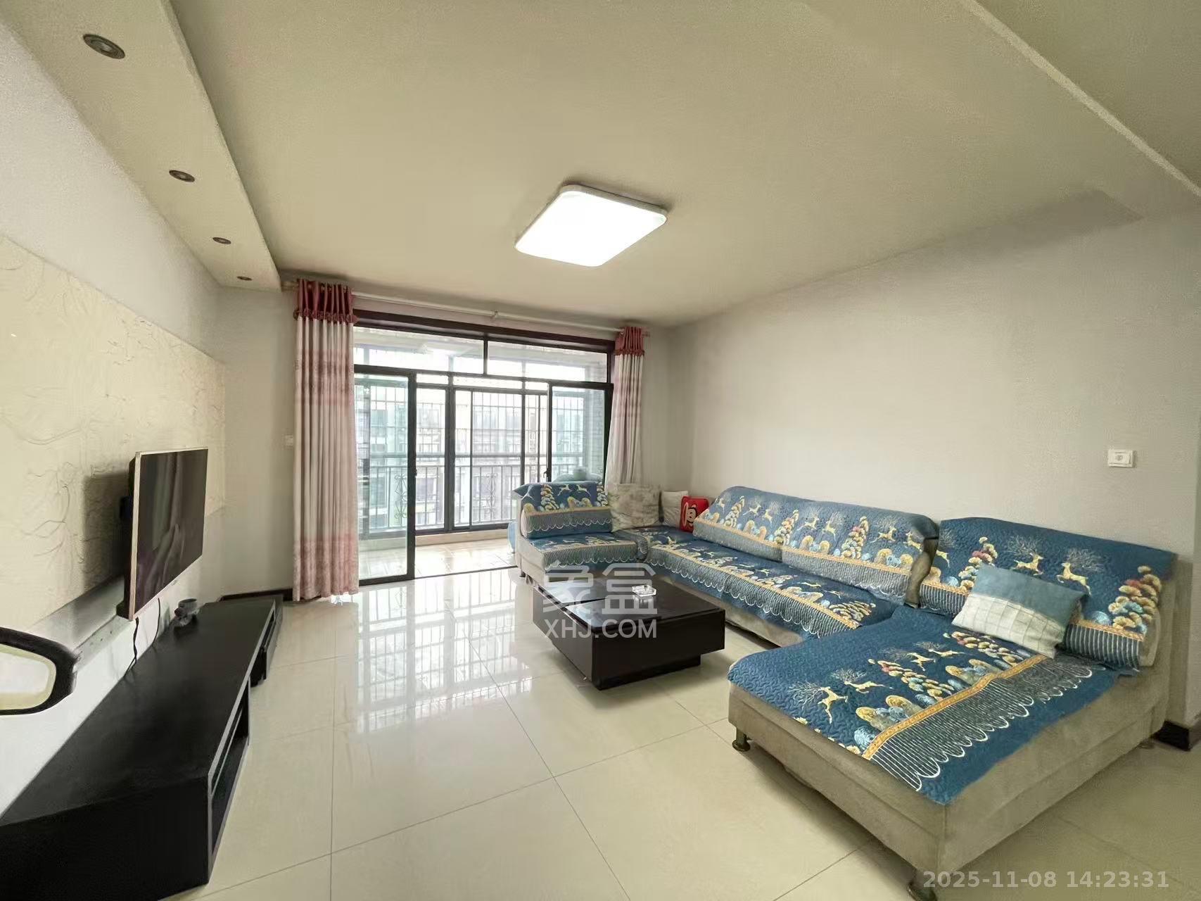 湘水一城(一期)  3室2厅2卫    2500.0元/月