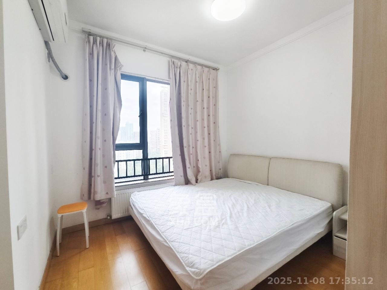 珠江郦城探香里  2室2厅1卫    2100.0元/月室内图