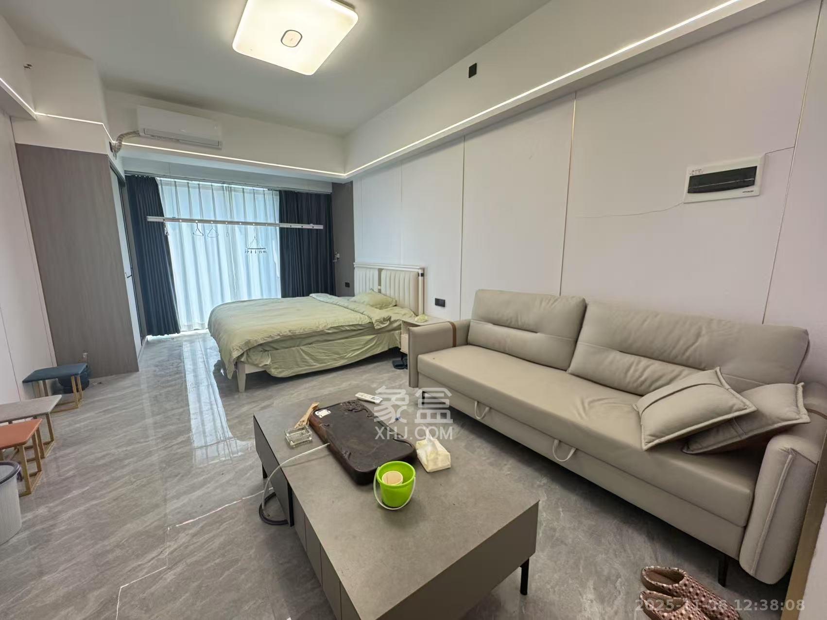 万润时光里  1室1厅1卫    1600.0元/月