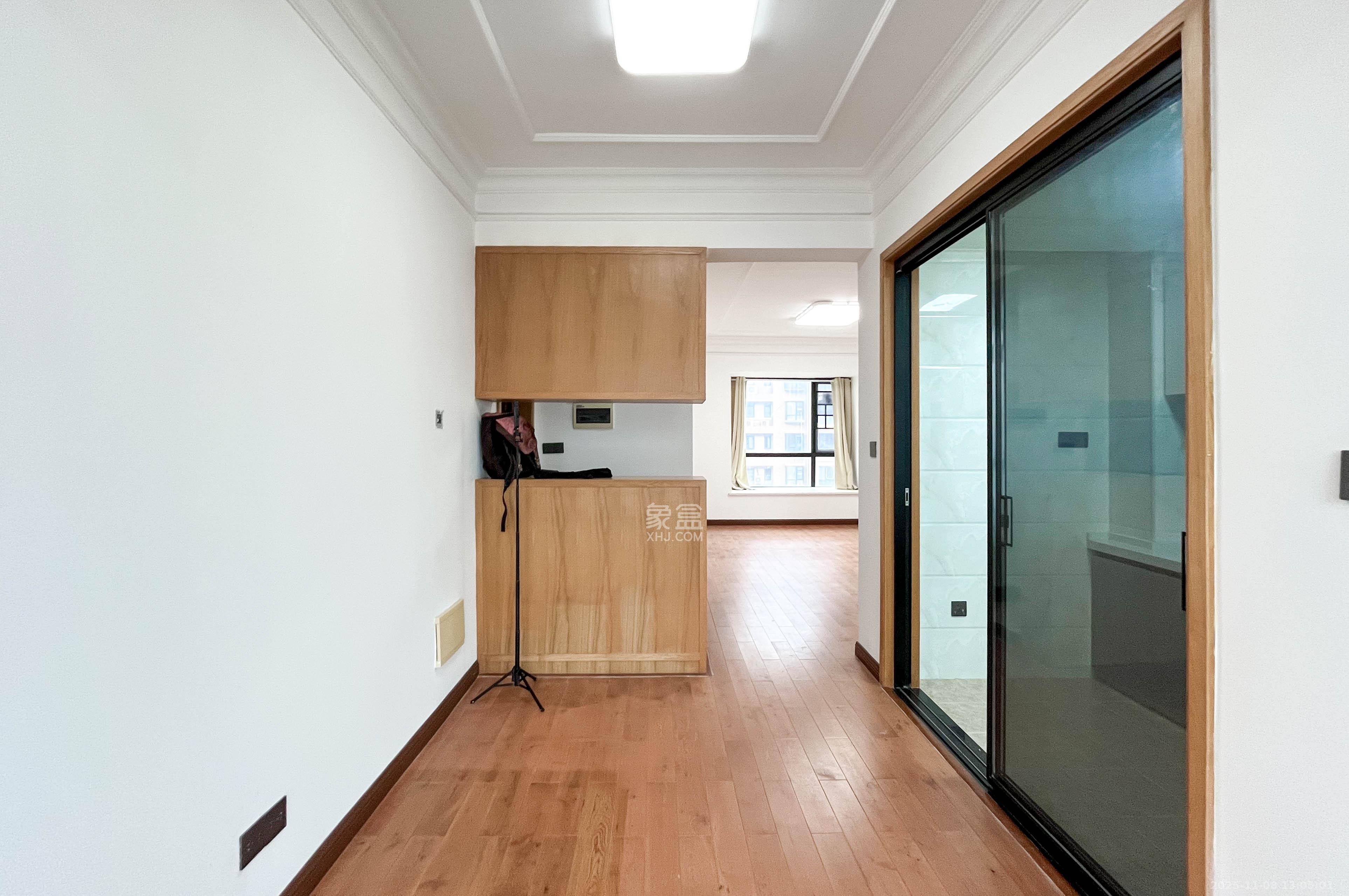 麓谷明珠 2室2厅1卫 75.0万 麓谷明珠 2室2厅1卫 75.0万其他