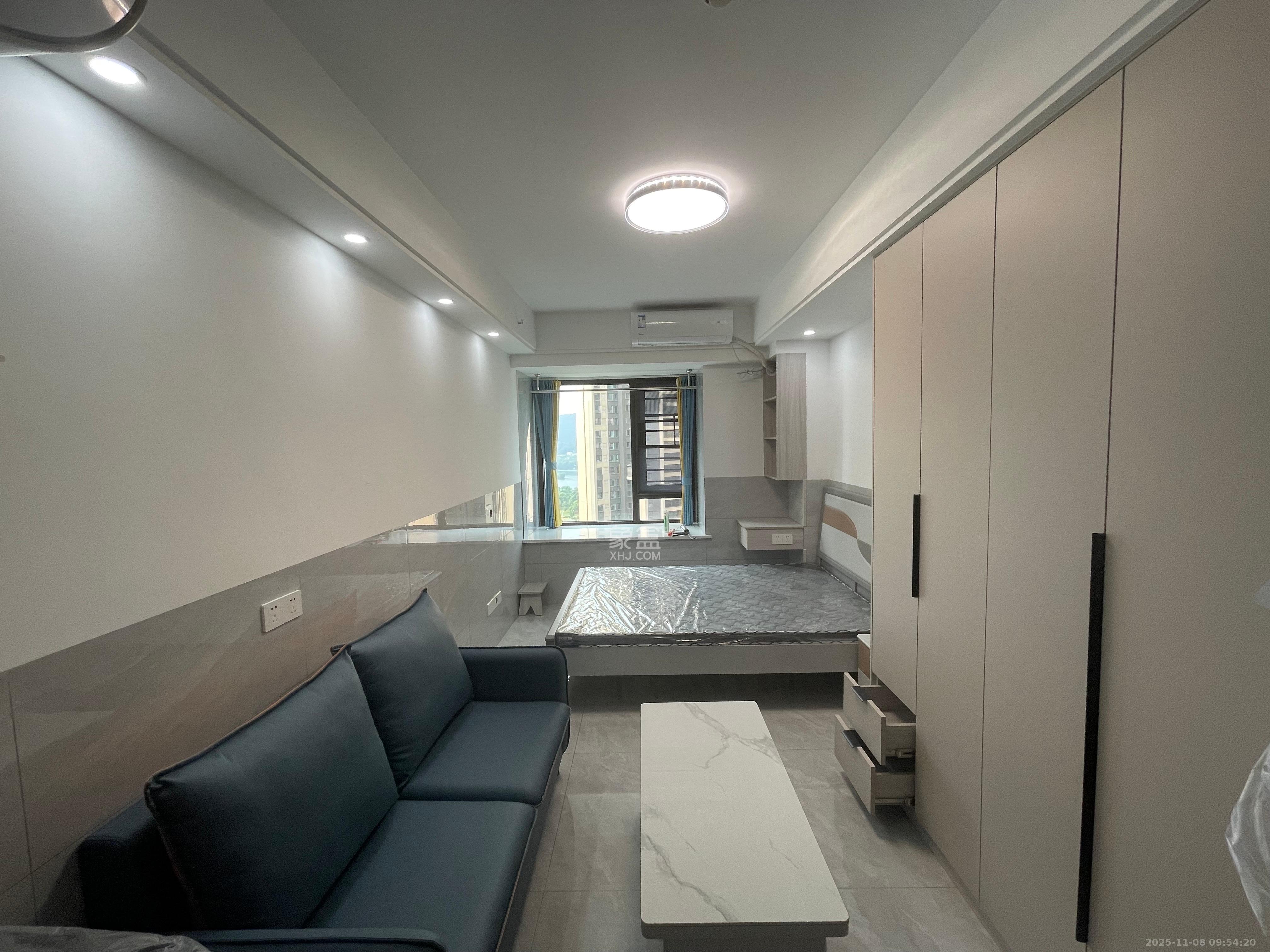 保利海德公园  1室1厅1卫    1500.0元/月