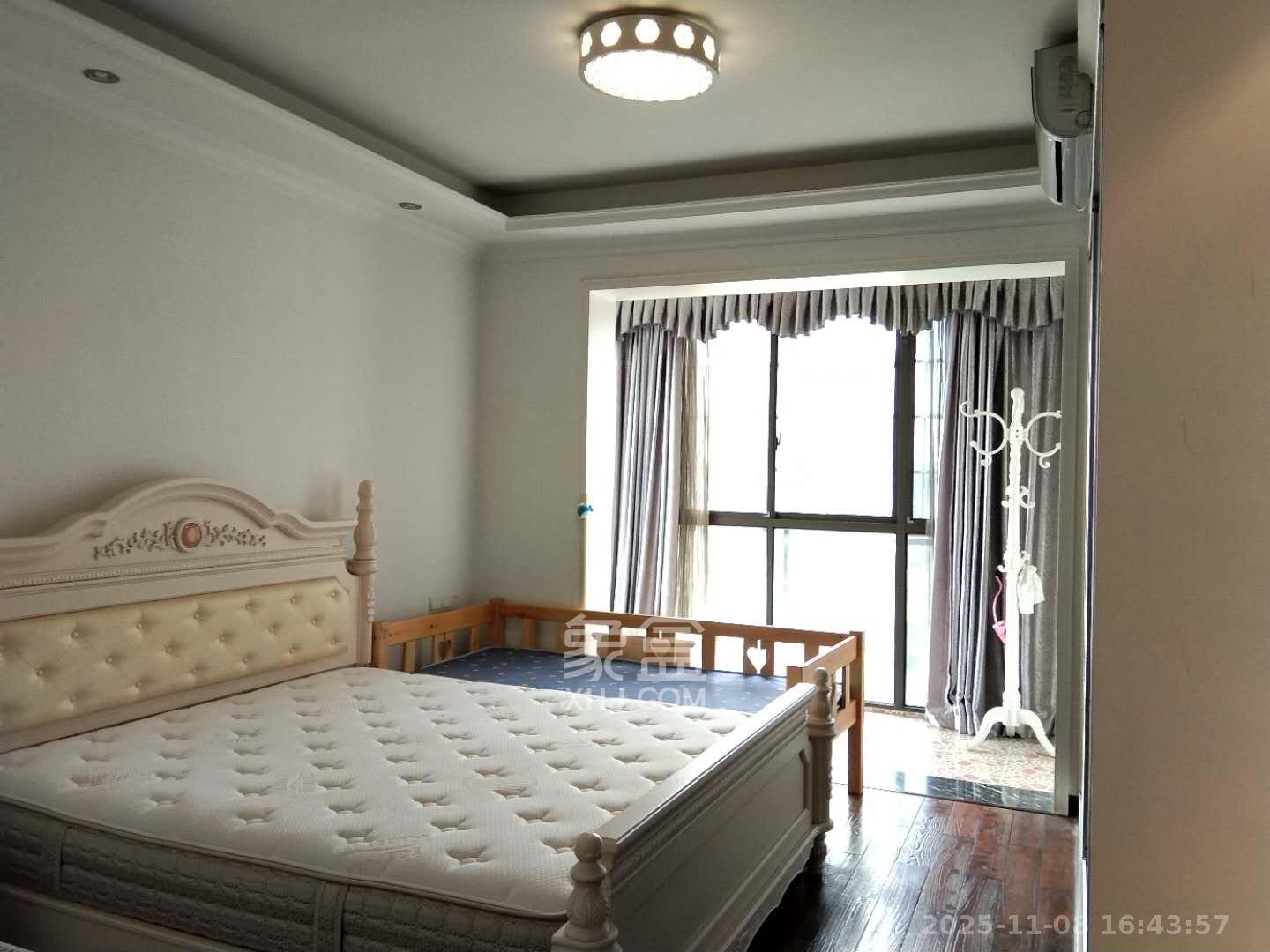 万树丹堤 4室2厅2卫 4000.0元/月 万树丹堤 4室2厅2卫 4000.0元/月室内图