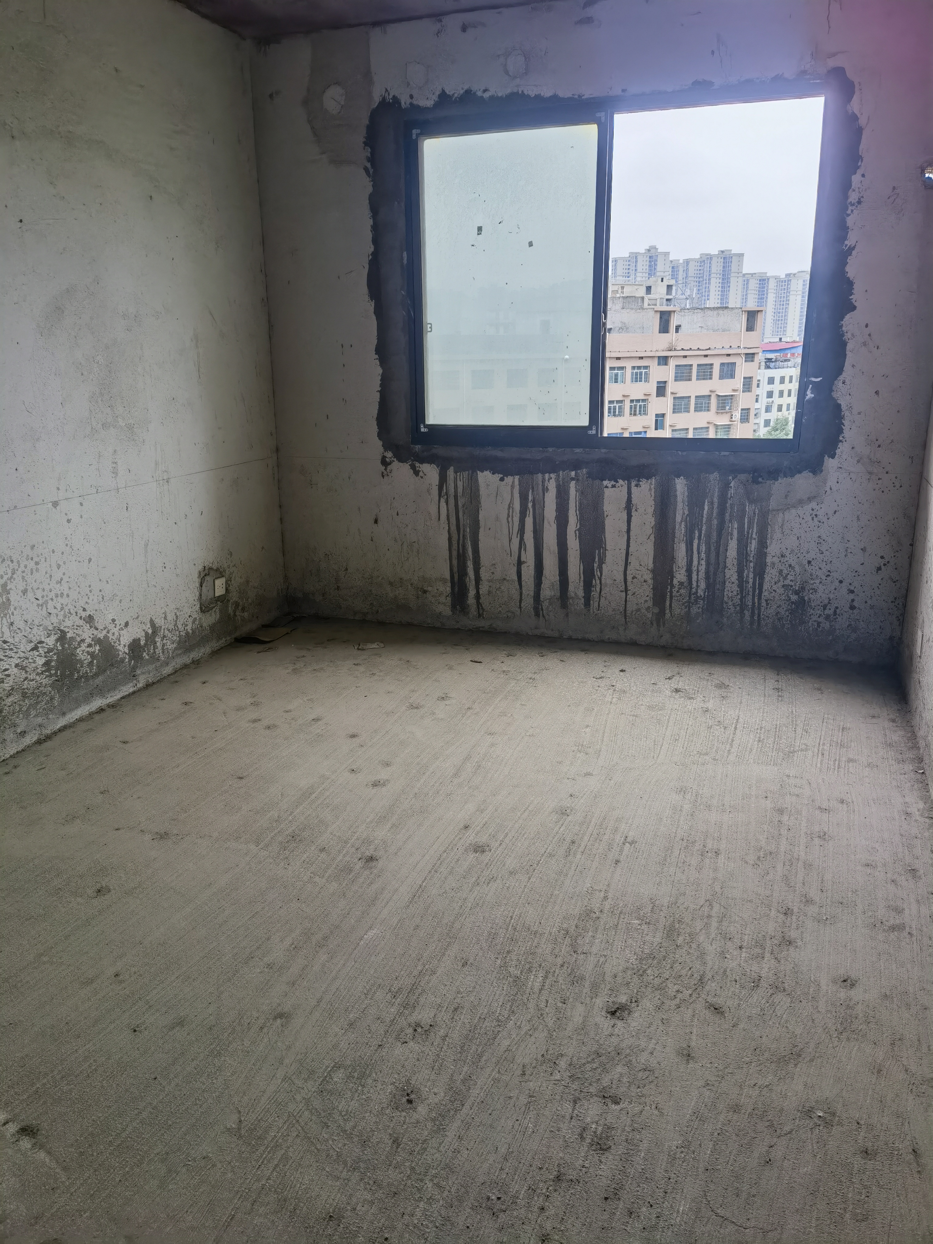 弘星大厦 3室2厅2卫 55.0万 弘星大厦 3室2厅2卫 55.0万客厅